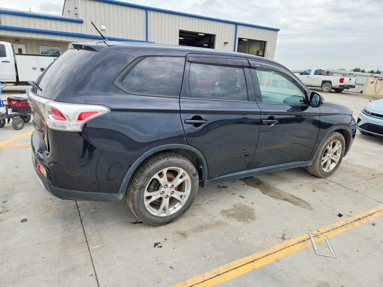 2015 Mitsubishi Outlander Se Black vin: JA4AZ3A32FZ005400