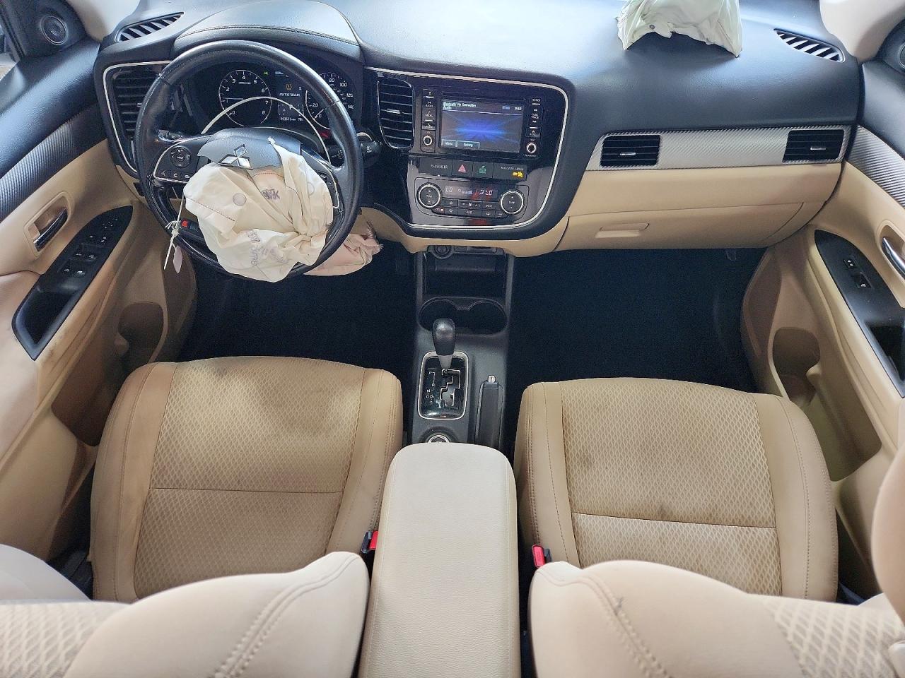 2016 Mitsubishi Outlander Se White vin: JA4AZ3A32GZ022683