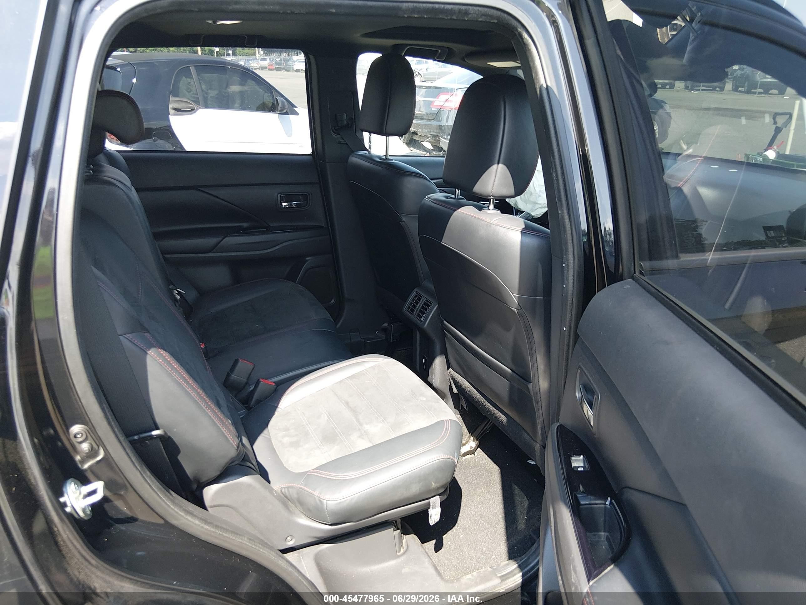 2020 Mitsubishi Outlander Le 2.4 S-awc Dark Blue vin: JA4AZ3A32LZ036349