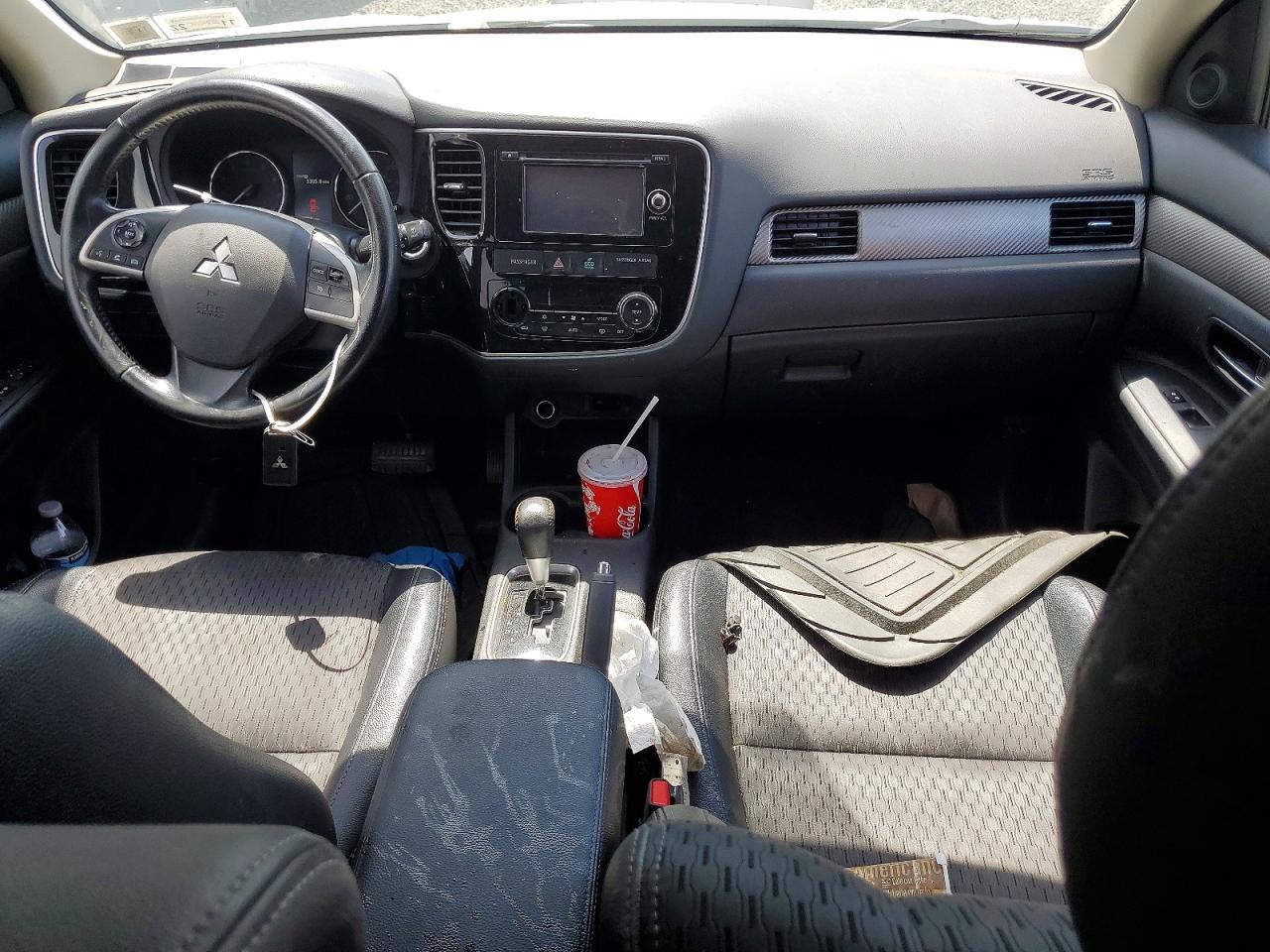 2015 Mitsubishi Outlander Se White vin: JA4AZ3A33FZ005857