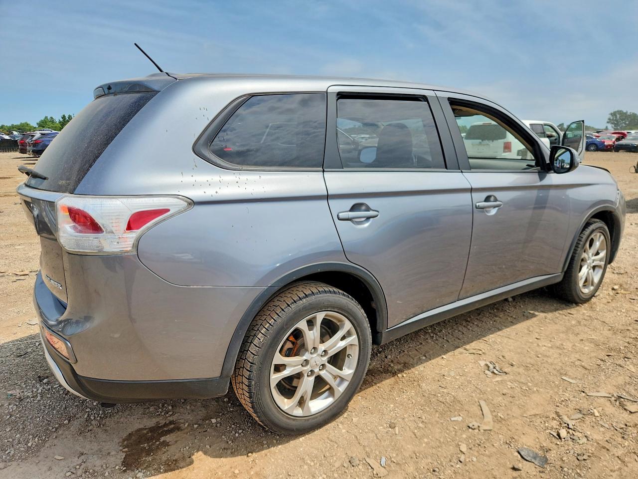 2015 Mitsubishi Outlander Se Gray vin: JA4AZ3A33FZ011366
