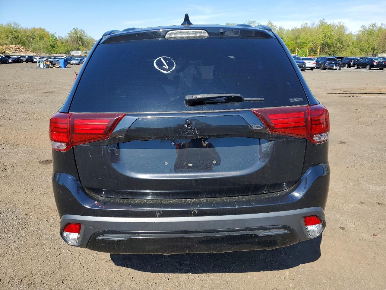 2020 Mitsubishi Outlander Se Black vin: JA4AZ3A33LZ028521