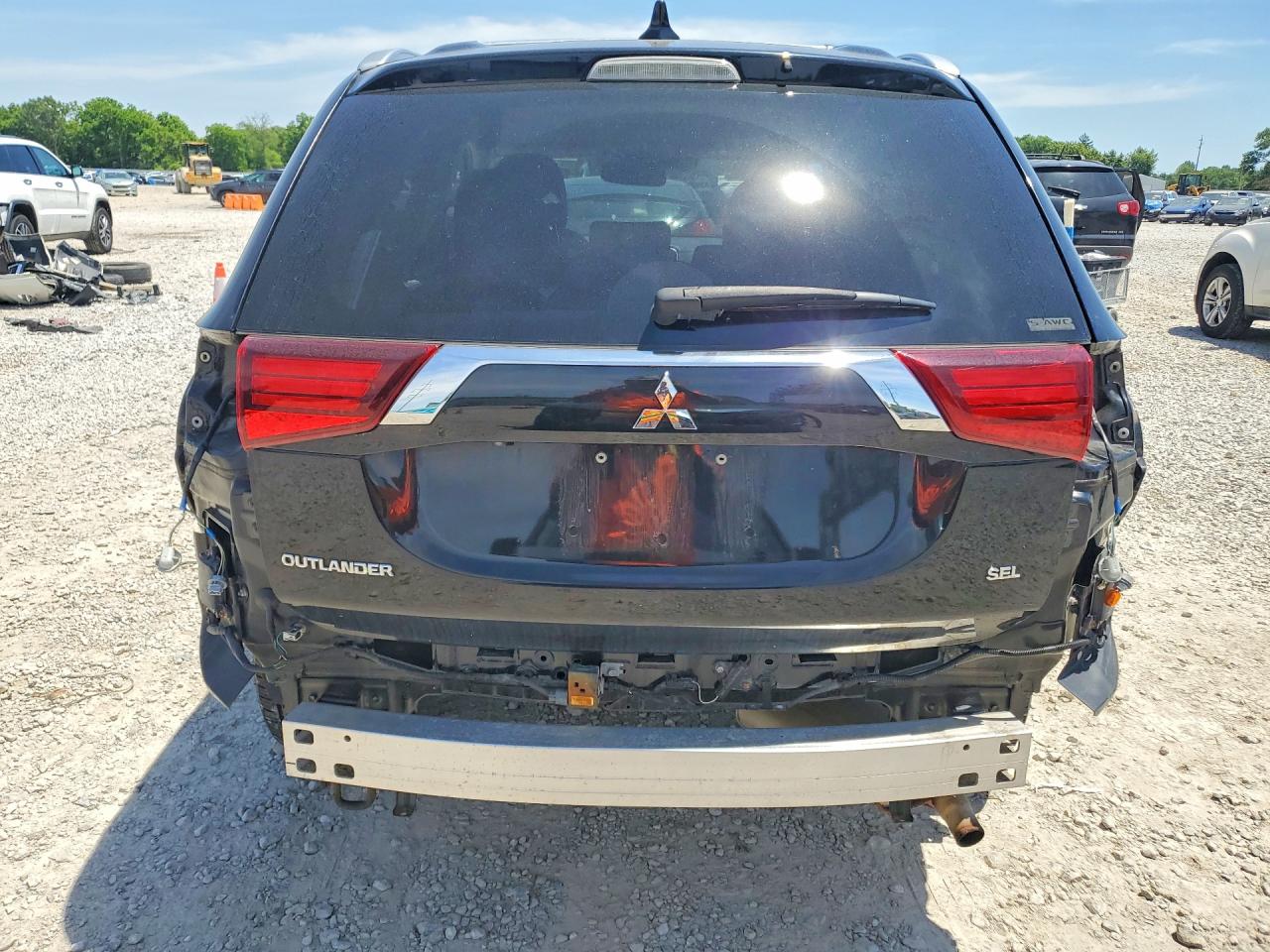 2020 Mitsubishi Outlander Se Black vin: JA4AZ3A33LZ041463