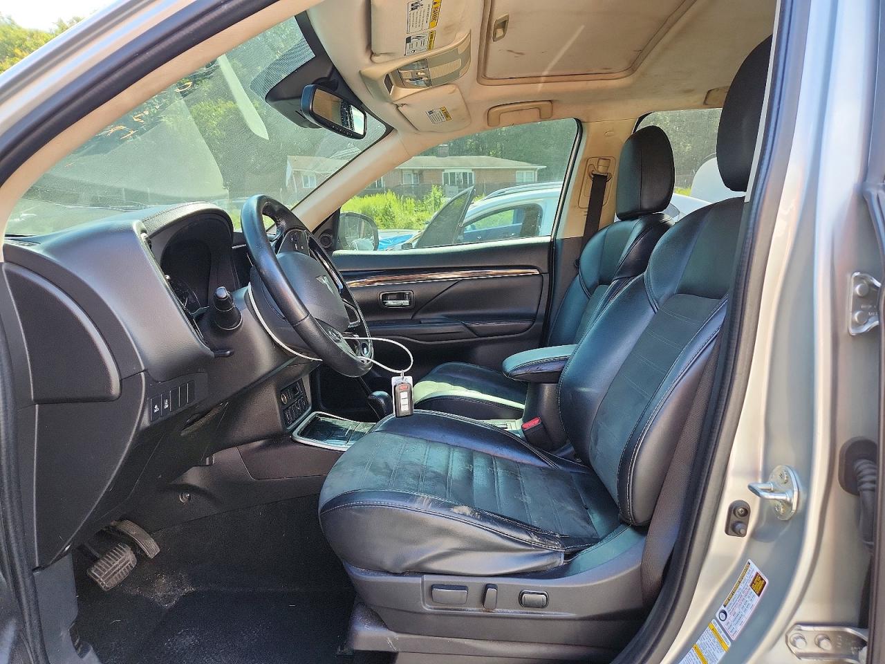 2020 Mitsubishi Outlander Se Silver vin: JA4AZ3A34LZ015566