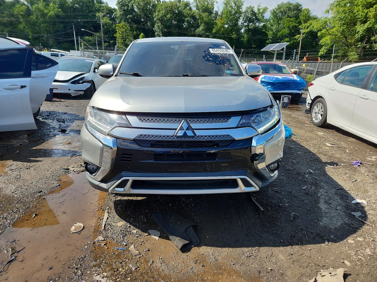 2020 Mitsubishi Outlander Se Silver vin: JA4AZ3A34LZ015566