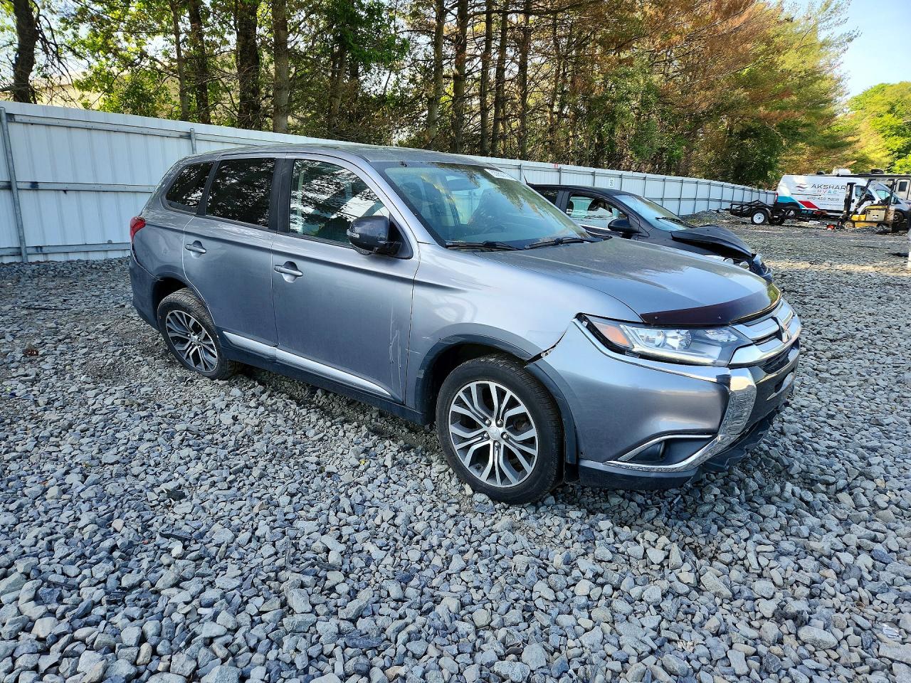 2017 Mitsubishi Outlander Se Gray vin: JA4AZ3A35HZ063987