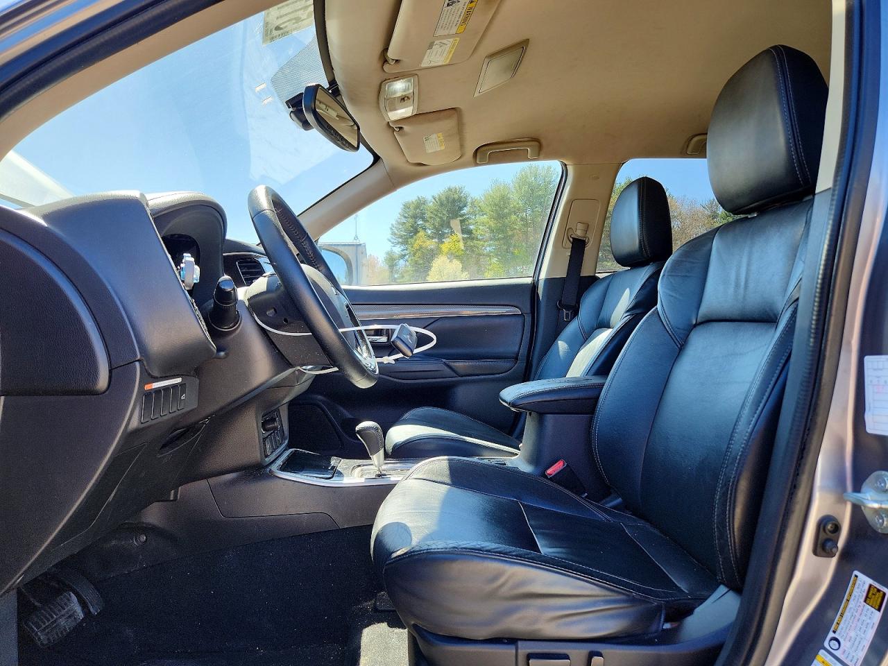 2019 Mitsubishi Outlander Se Gray vin: JA4AZ3A35KZ026784