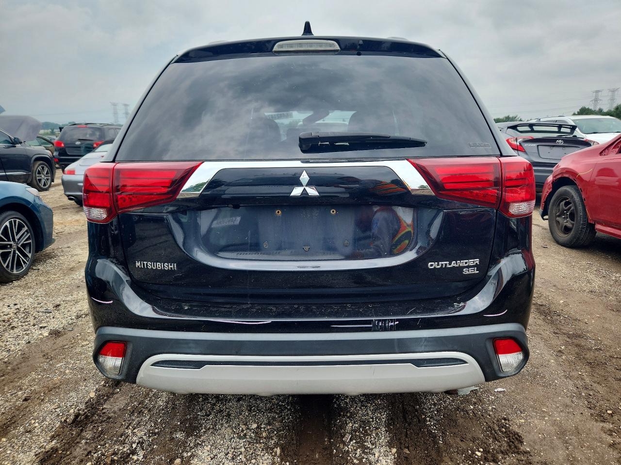 2019 Mitsubishi Outlander Se Black vin: JA4AZ3A35KZ046744