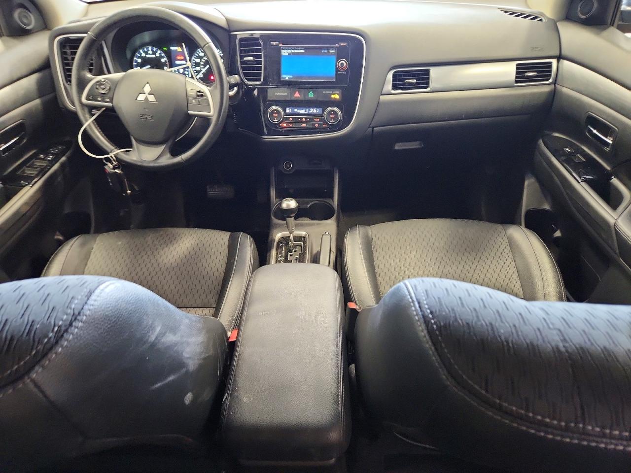 2015 Mitsubishi Outlander Se Orange vin: JA4AZ3A36FZ013435