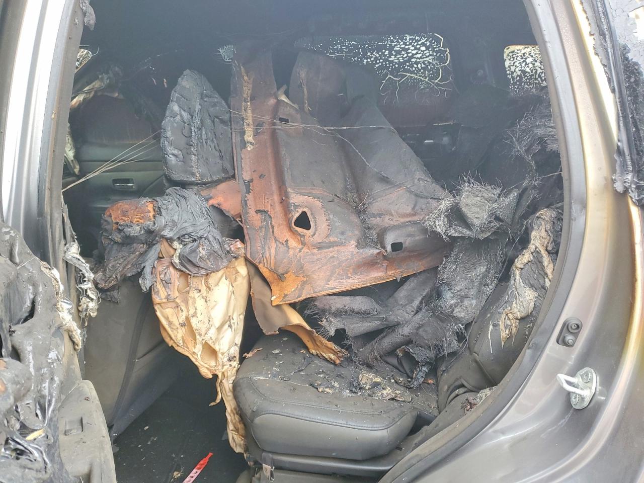 2019 Mitsubishi Outlander Se Gray vin: JA4AZ3A36KZ039799
