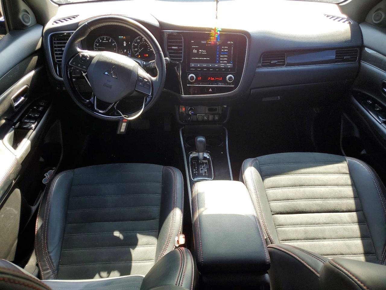 2020 Mitsubishi Outlander Se Black vin: JA4AZ3A36LZ007937