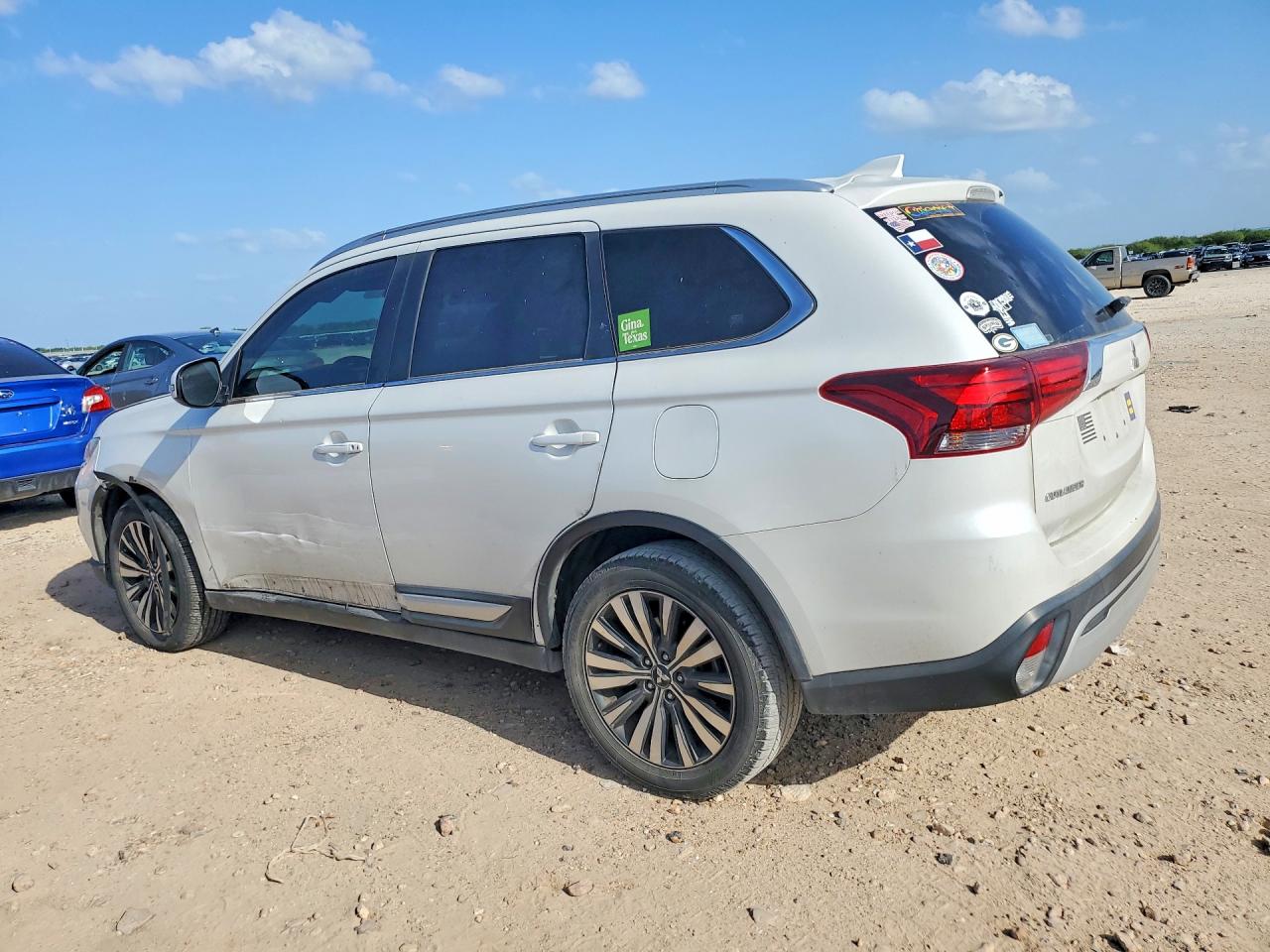 2020 Mitsubishi Outlander Se White vin: JA4AZ3A36LZ019960