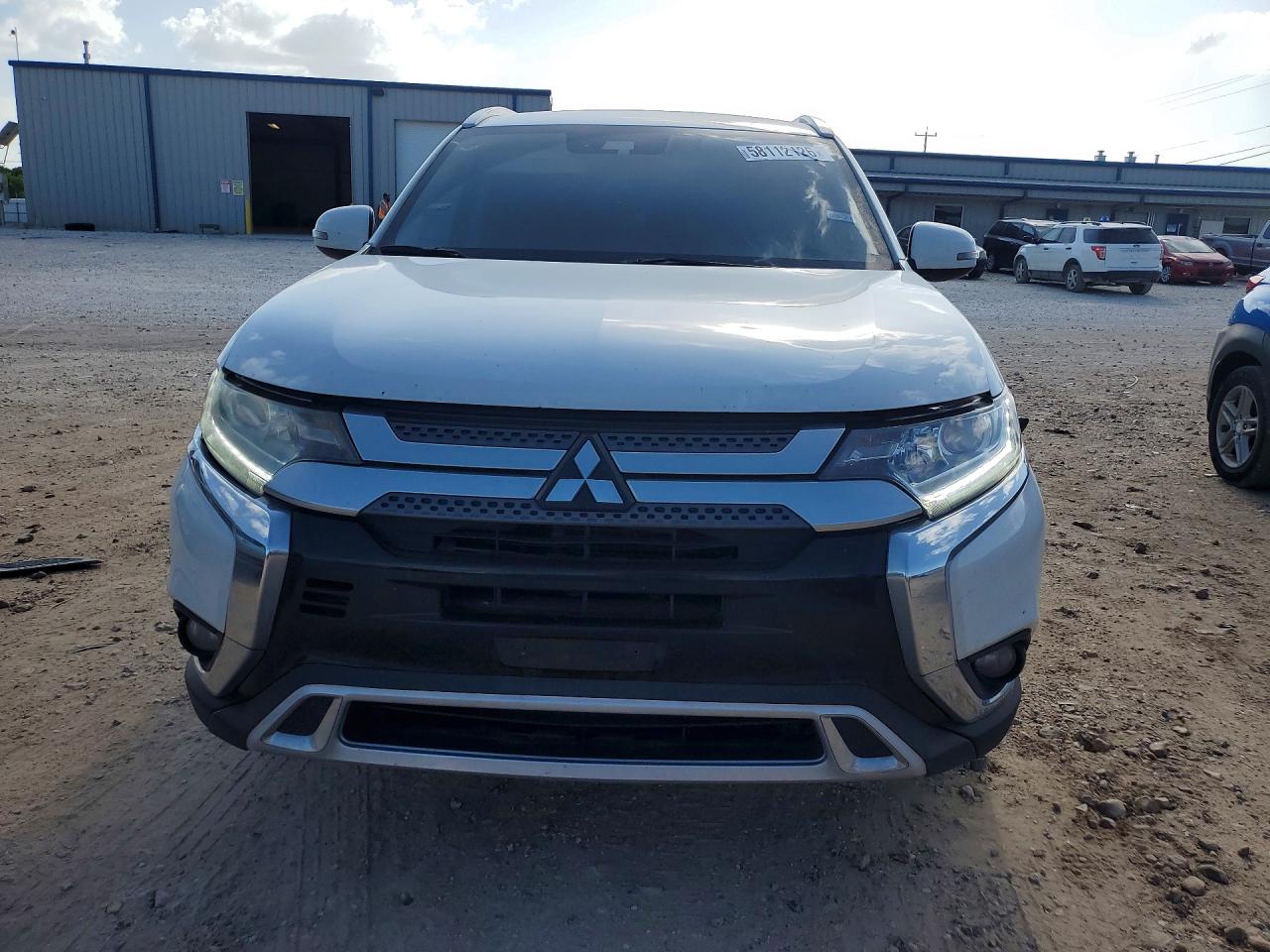 2020 Mitsubishi Outlander Se White vin: JA4AZ3A36LZ019960