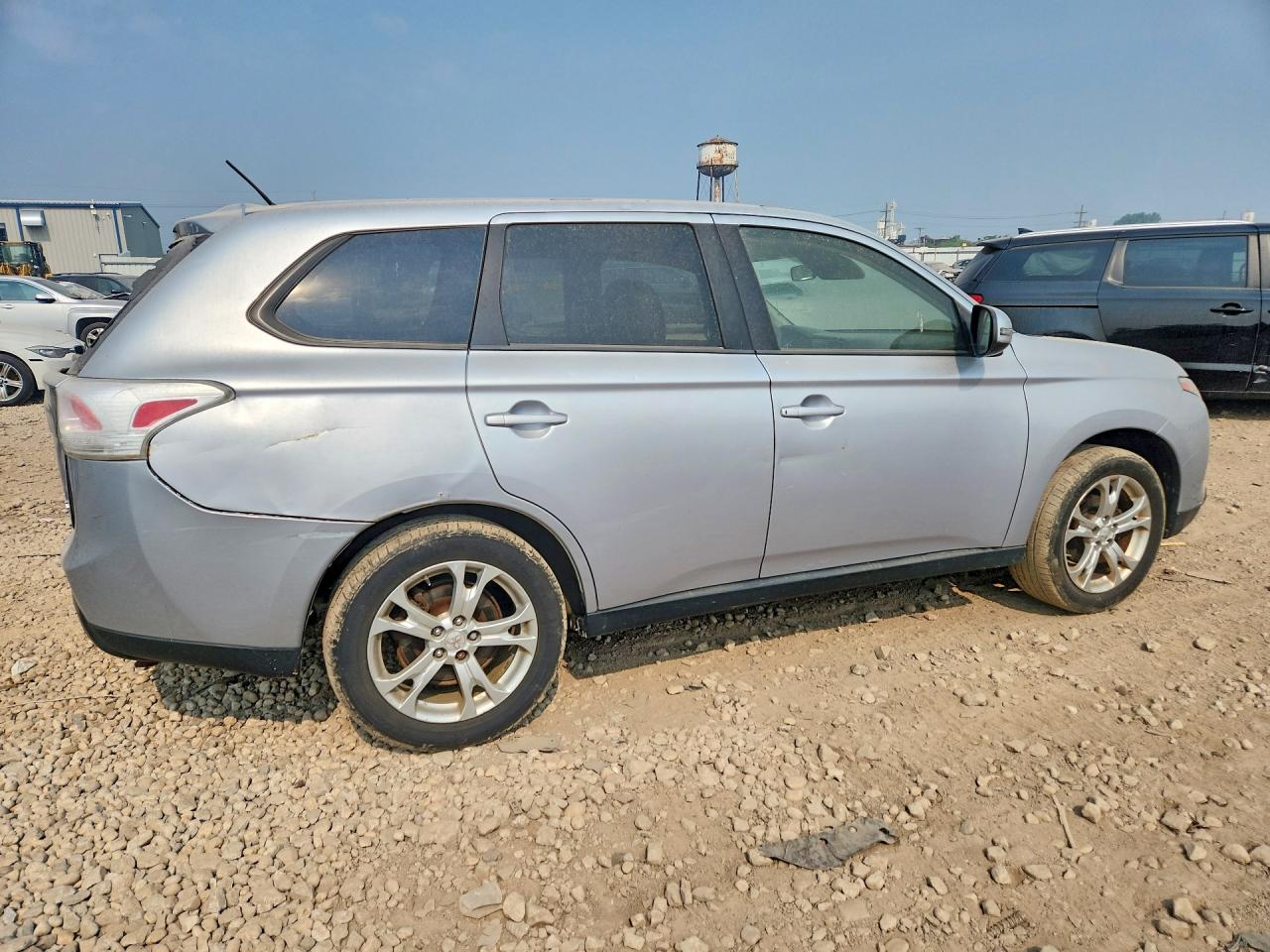 2014 Mitsubishi Outlander Se Silver vin: JA4AZ3A37EZ005794