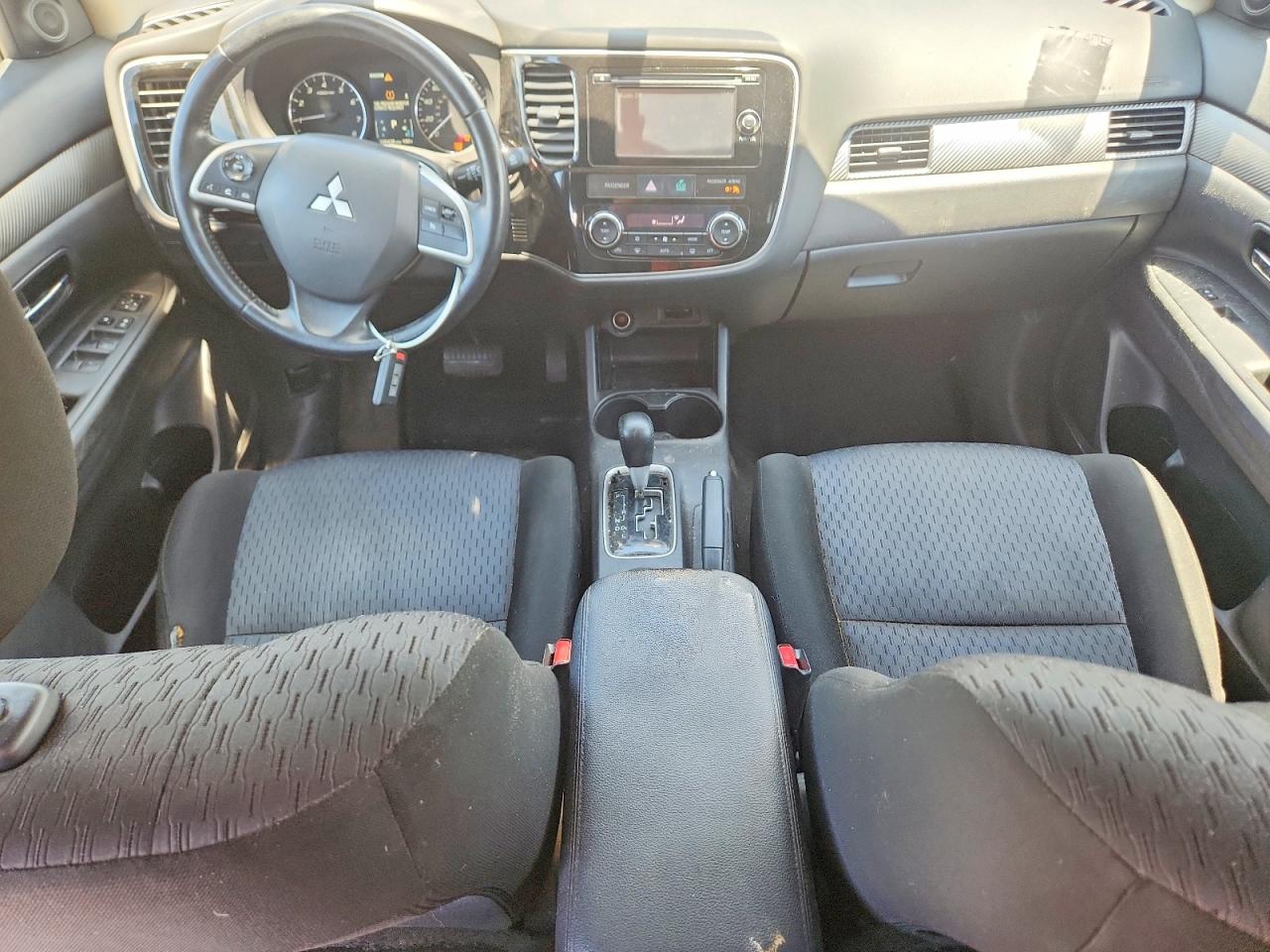 2014 Mitsubishi Outlander Se Black vin: JA4AZ3A38EZ012933