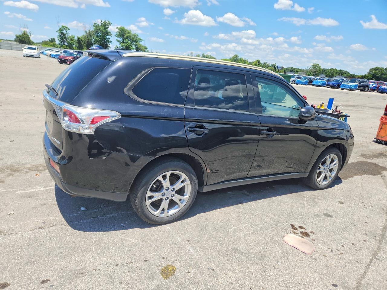 2014 Mitsubishi Outlander Se Black vin: JA4AZ3A38EZ012933