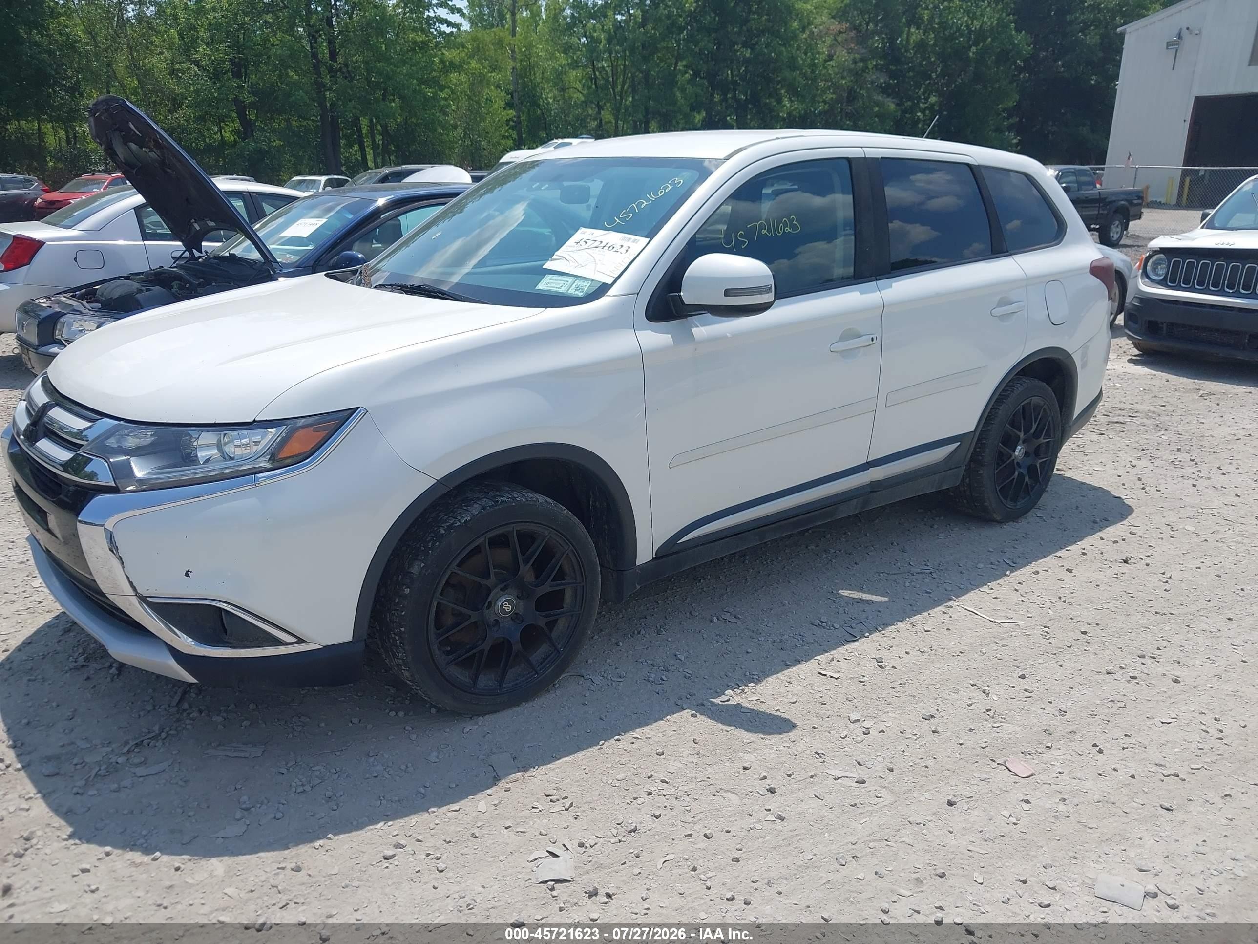 2016 Mitsubishi Outlander Se White vin: JA4AZ3A38GZ054652