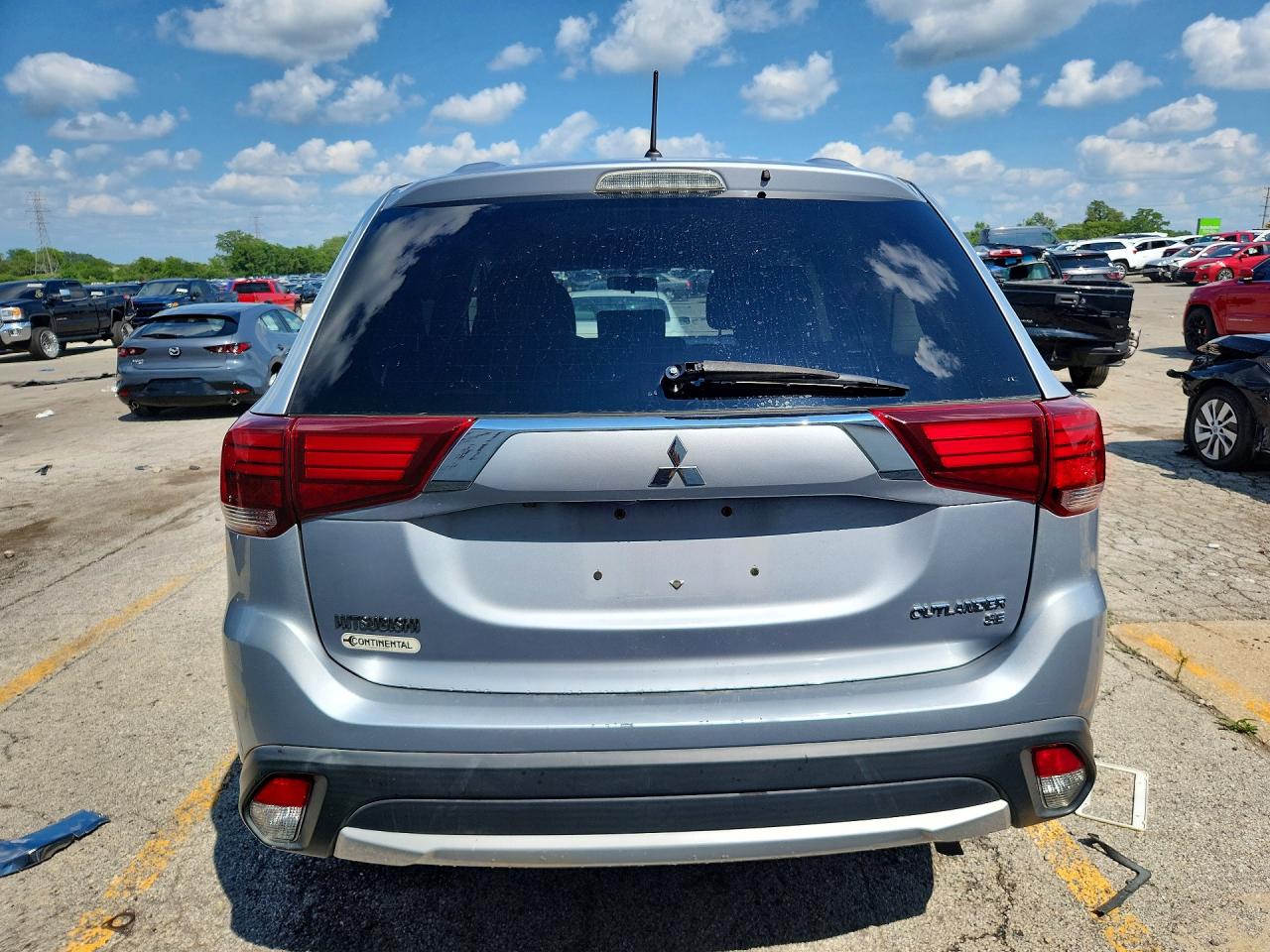 2016 Mitsubishi Outlander Se Серебряный vin: JA4AZ3A39GZ033437