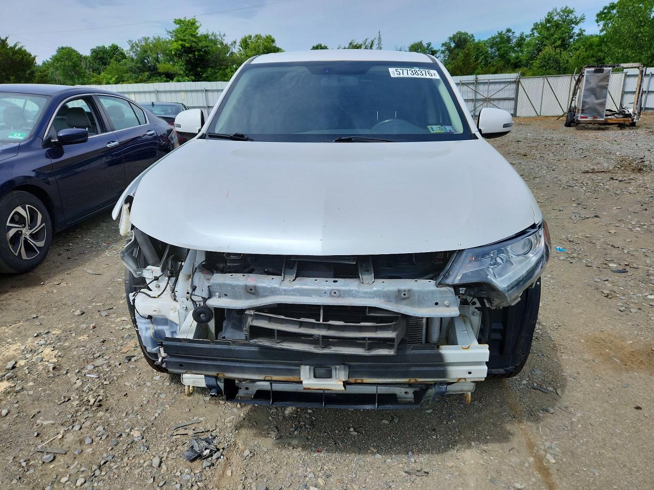 2017 Mitsubishi Outlander Se White vin: JA4AZ3A39HZ023475