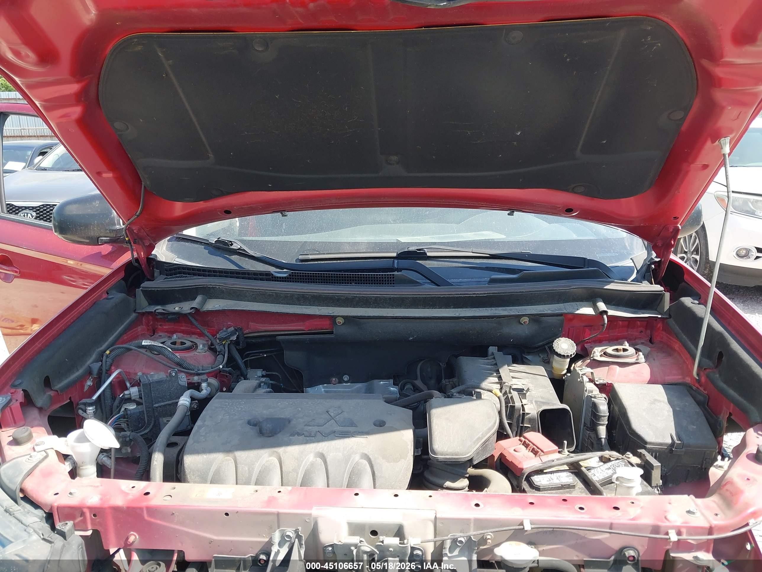 2018 Mitsubishi Outlander Es Красный vin: JA4AZ3A39JZ056630