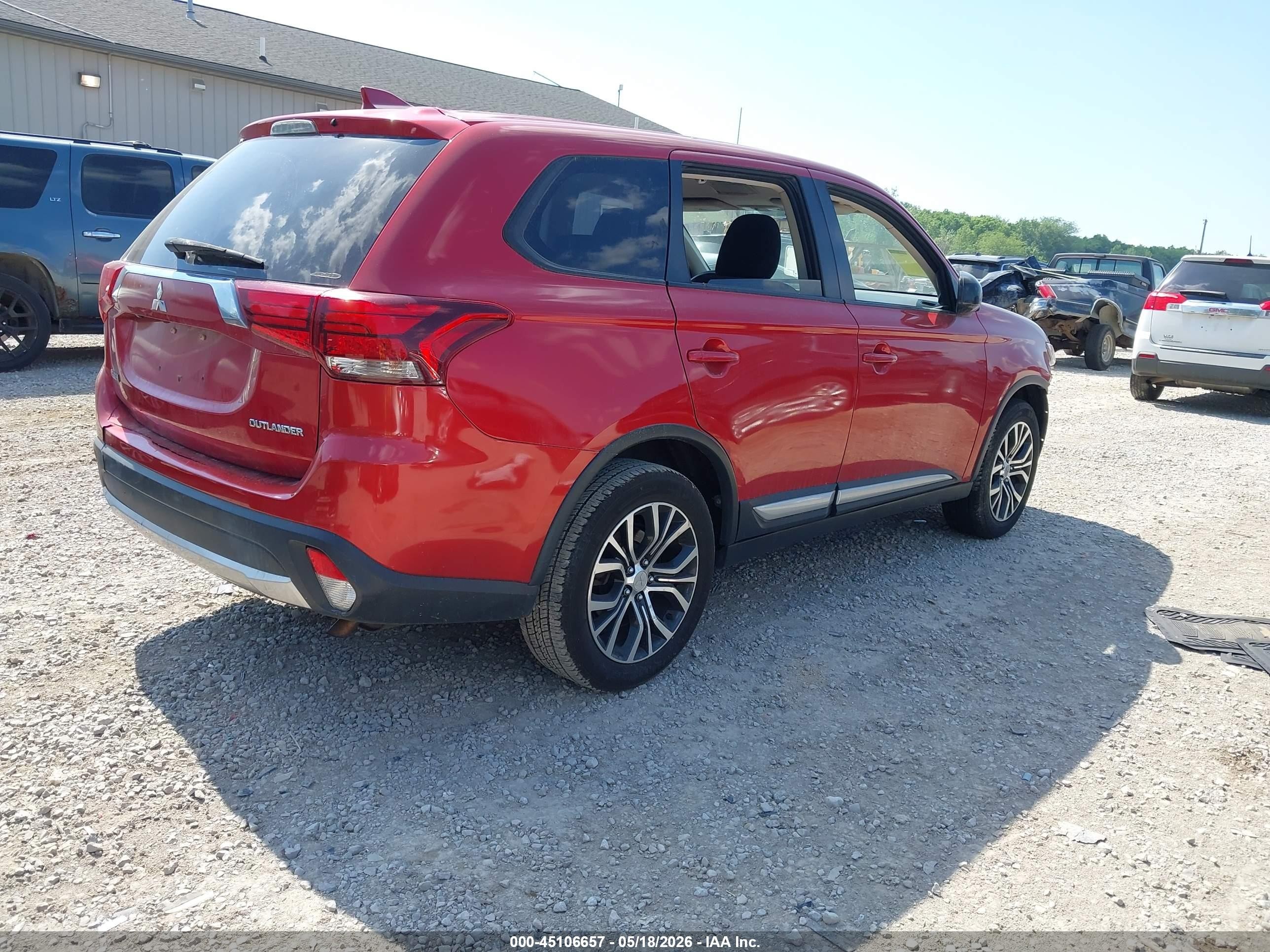 2018 Mitsubishi Outlander Es Красный vin: JA4AZ3A39JZ056630