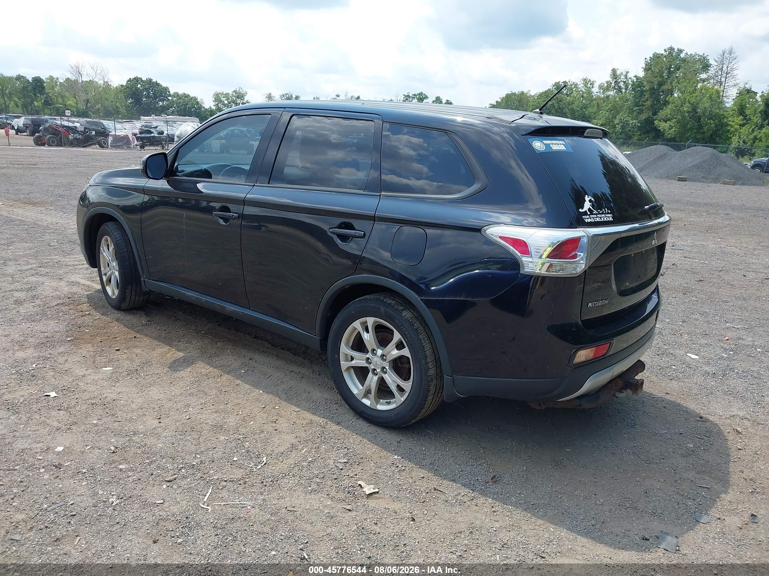 2015 Mitsubishi Outlander Se Black vin: JA4AZ3A3XFZ012059
