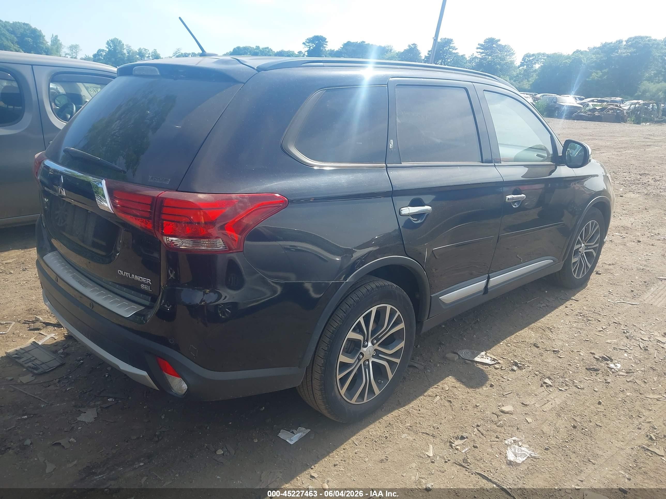 2016 Mitsubishi Outlander Sel Черный vin: JA4AZ3A3XGZ002388