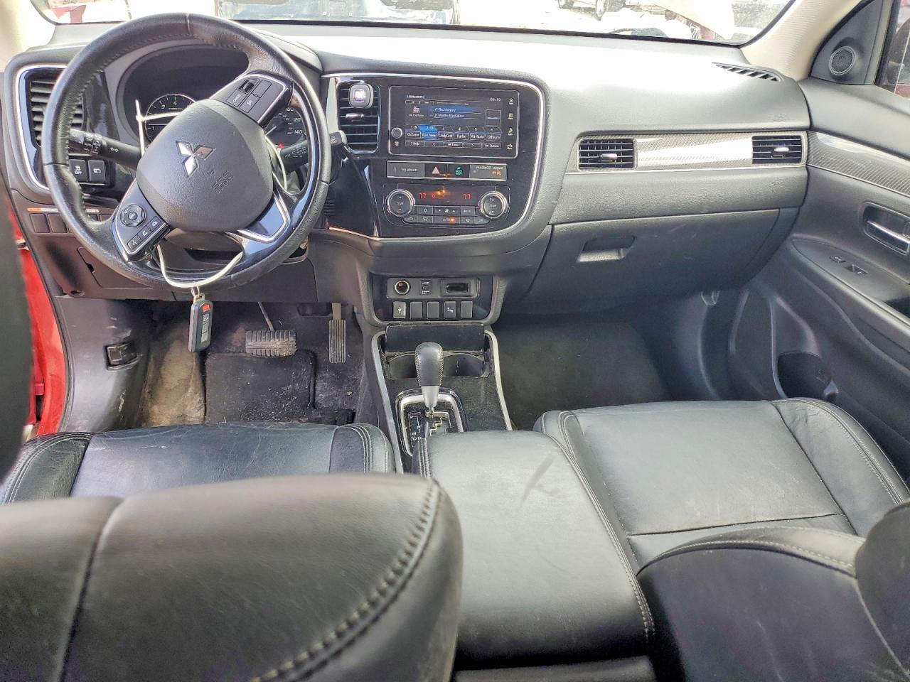 2019 Mitsubishi Outlander Se Красный vin: JA4AZ3A3XKZ010791