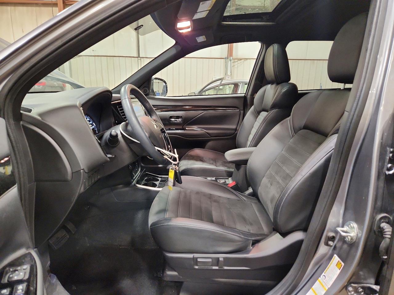 2019 Mitsubishi Outlander Se Silver vin: JA4AZ3A3XKZ047789