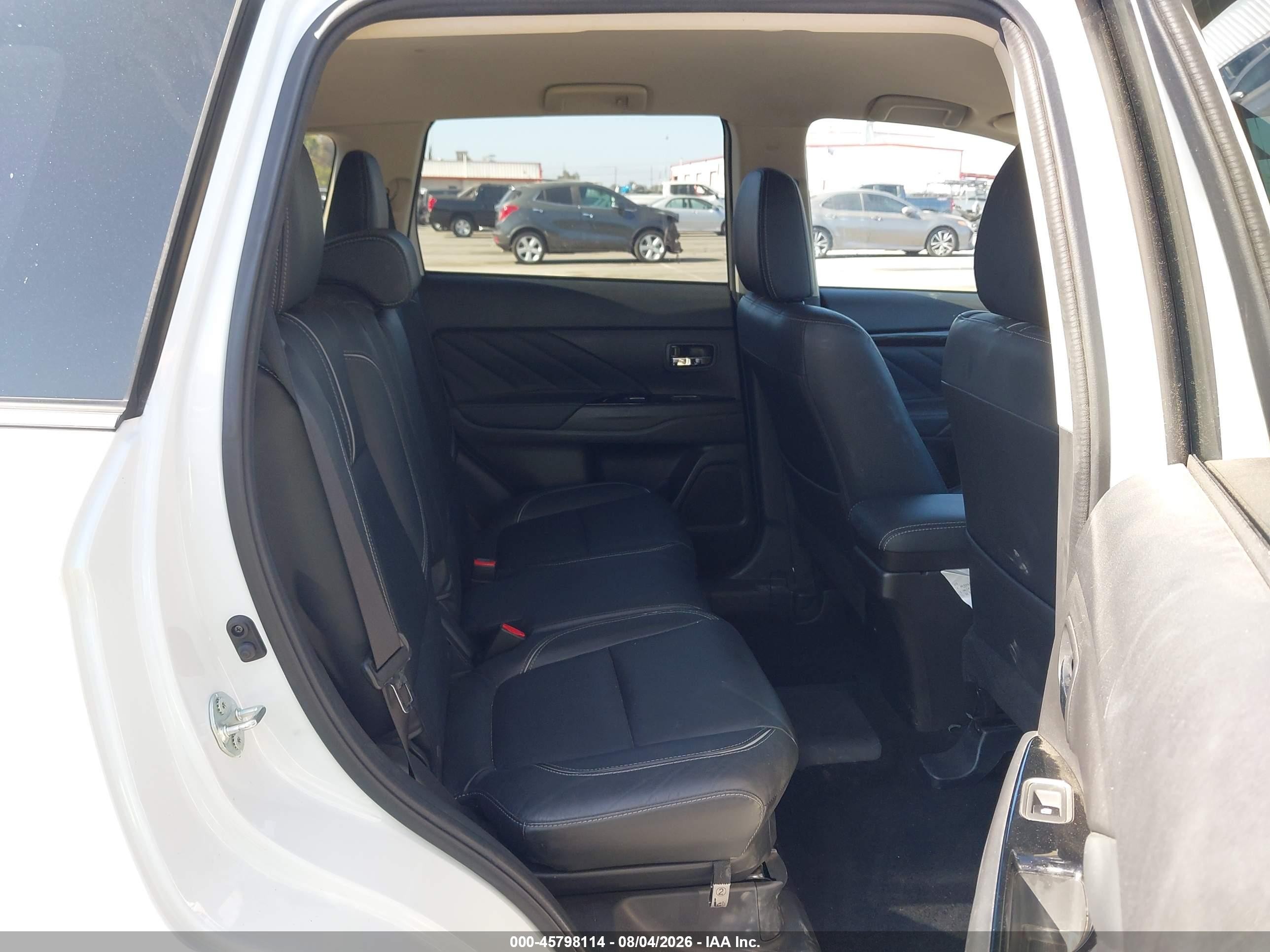 2018 Mitsubishi Outlander Phev Sel White vin: JA4J24A57JZ047145