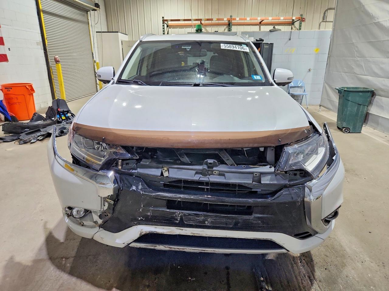 2018 Mitsubishi Outlander Se White vin: JA4J24A59JZ032114