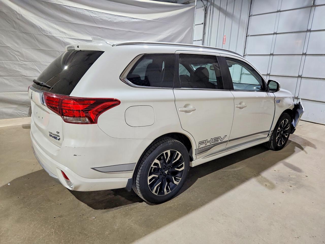 2018 Mitsubishi Outlander Se White vin: JA4J24A59JZ032114