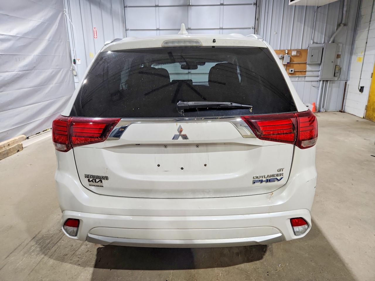 2018 Mitsubishi Outlander Se White vin: JA4J24A59JZ032114