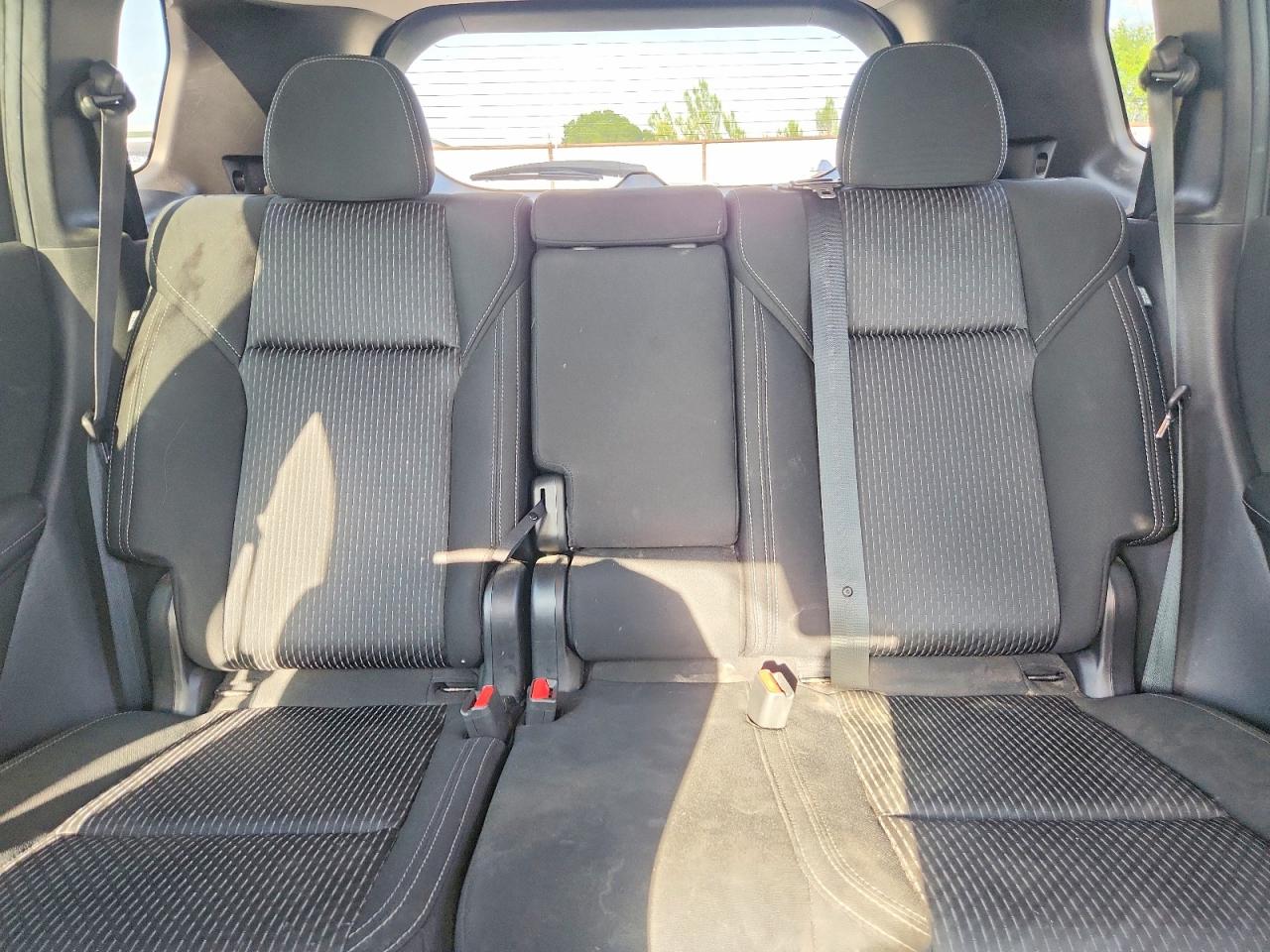 2022 Mitsubishi Outlander Es Silver vin: JA4J3TA87NZ015366