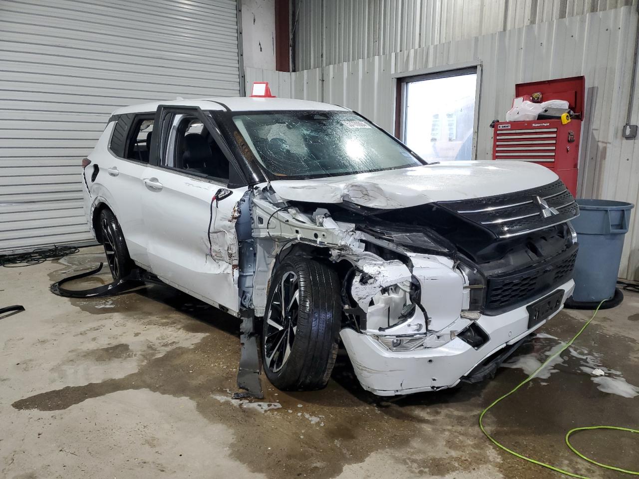 Price & History 2023 Mitsubishi Outlander Se 2.5l 4 vin