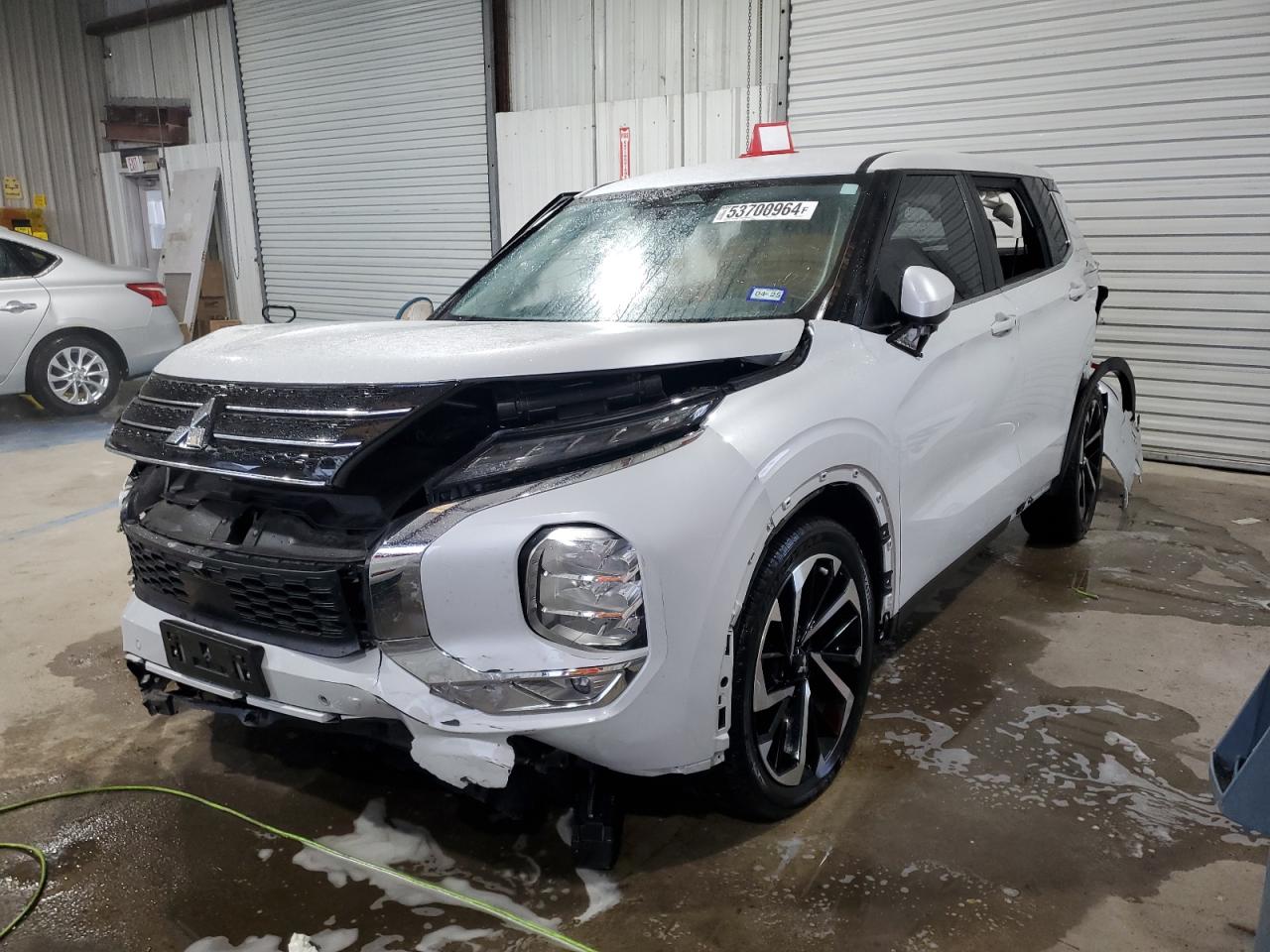 Price & History 2023 Mitsubishi Outlander Se 2.5l 4 vin
