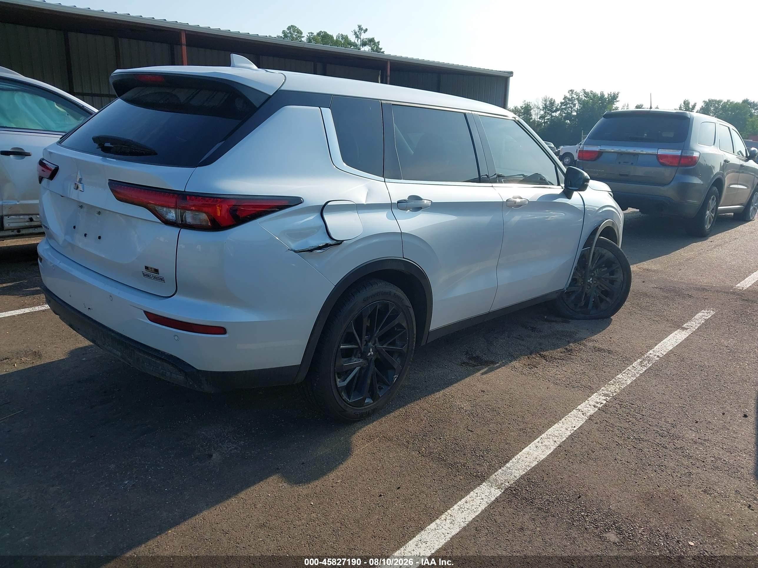 2023 Mitsubishi Outlander Se 2.5 2wd/se Black Edition 2wd/se Special Edition 2wd White vin: JA4J3UA85PZ050139