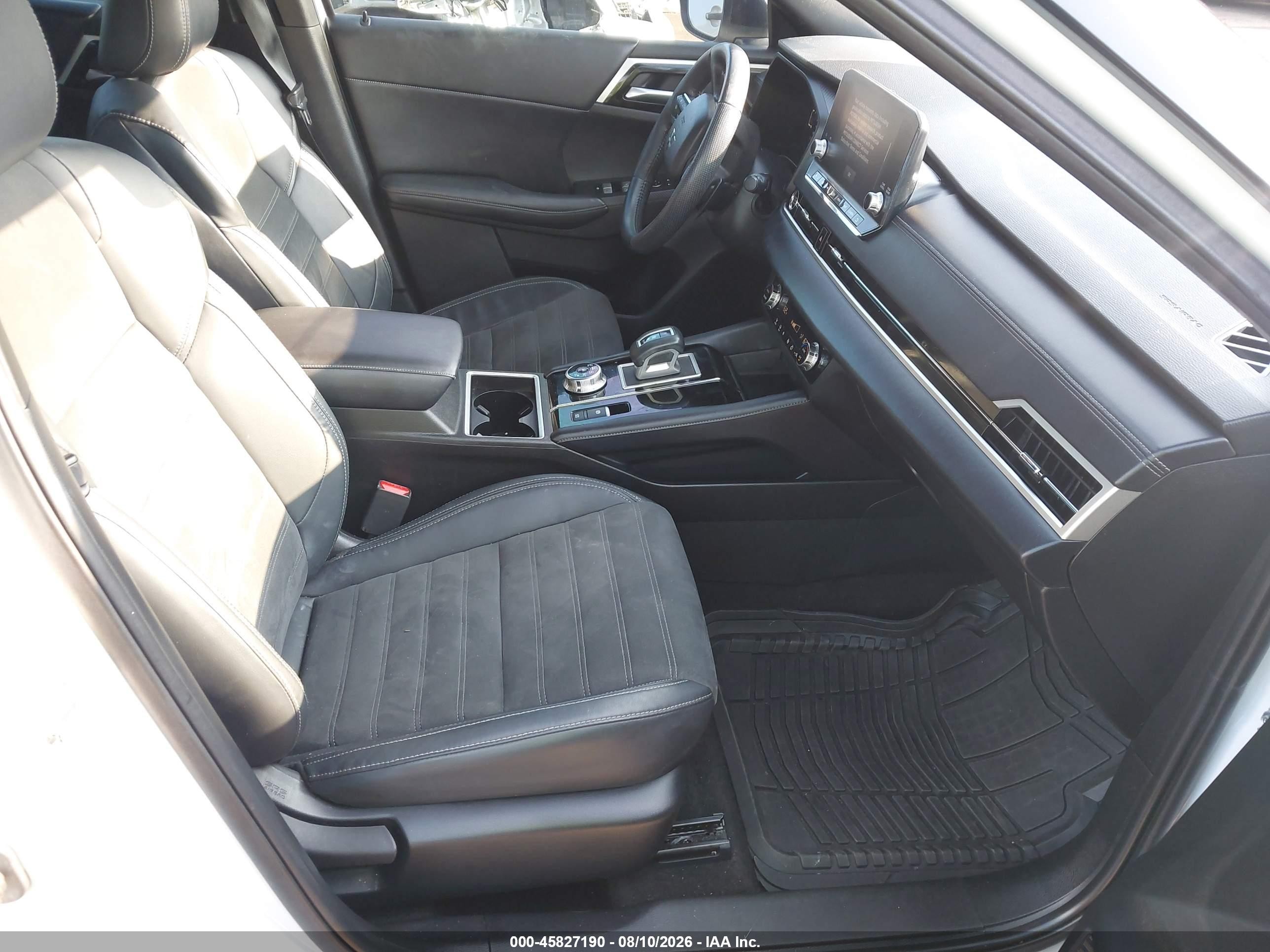 2023 Mitsubishi Outlander Se 2.5 2wd/se Black Edition 2wd/se Special Edition 2wd White vin: JA4J3UA85PZ050139