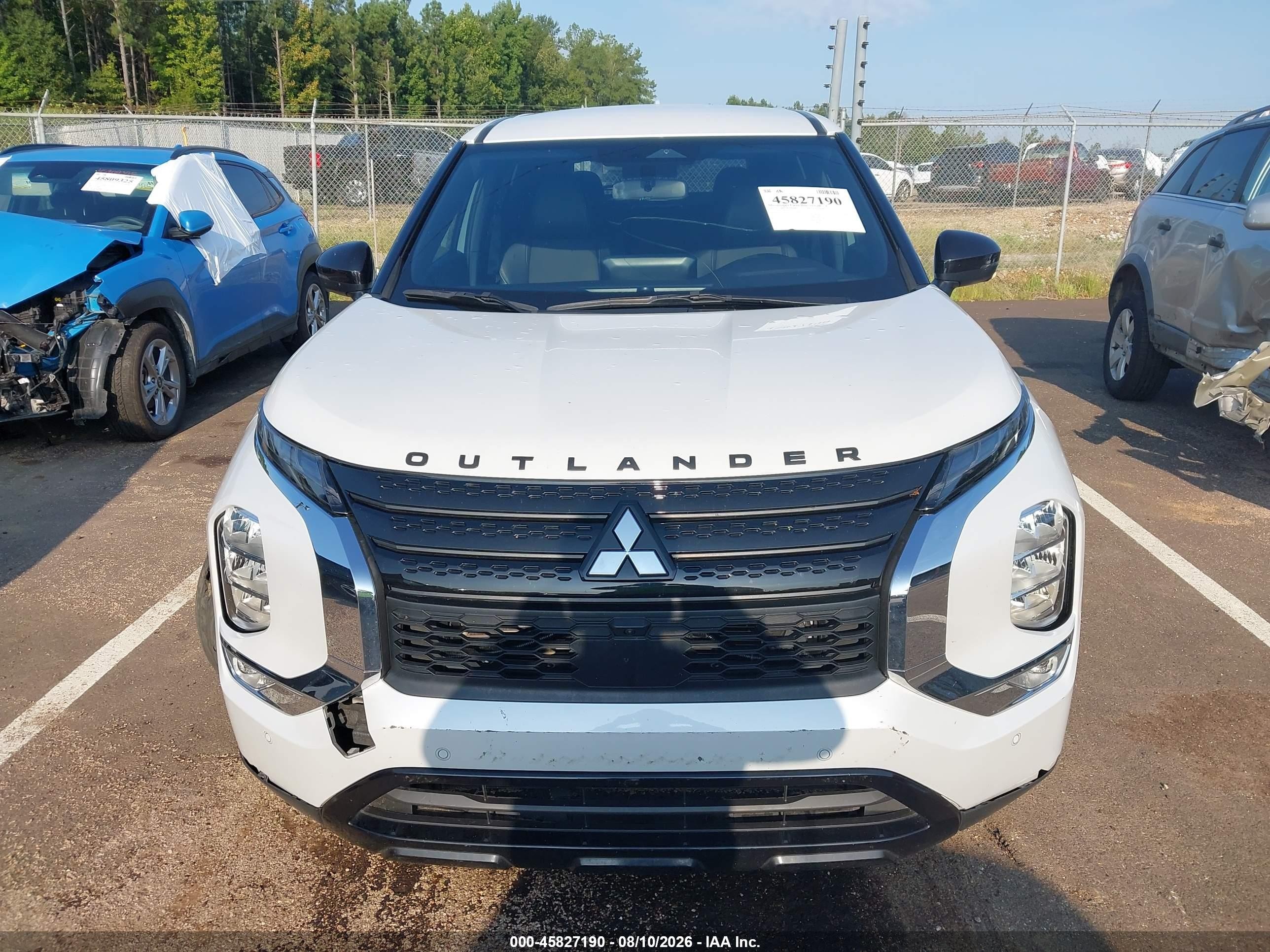 2023 Mitsubishi Outlander Se 2.5 2wd/se Black Edition 2wd/se Special Edition 2wd White vin: JA4J3UA85PZ050139