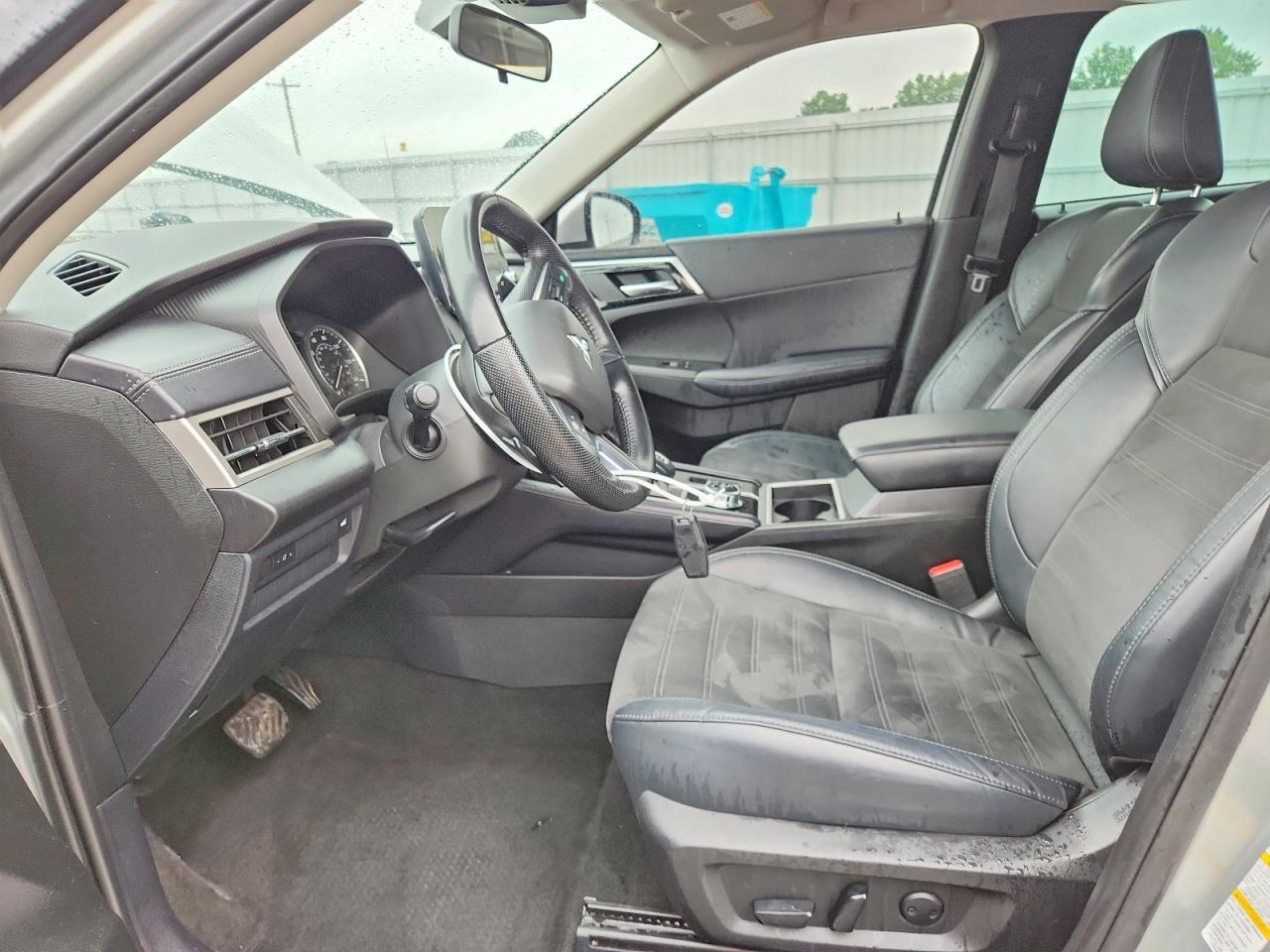 2023 Mitsubishi Outlander Se Silver vin: JA4J3UA87PZ033102