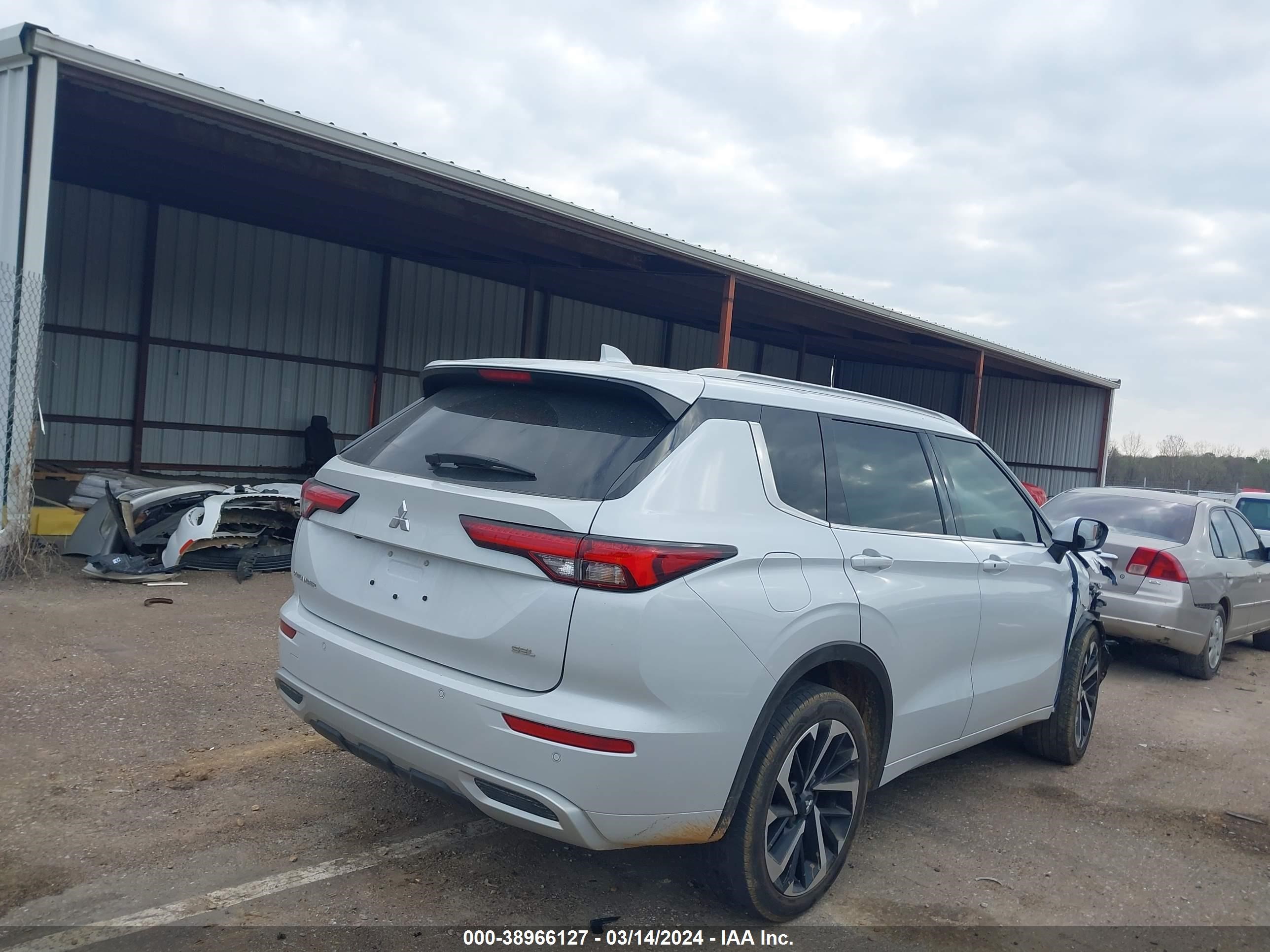 2023 Mitsubishi Outlander Sel 2.5 2wd White vin: JA4J3VA81PZ033148