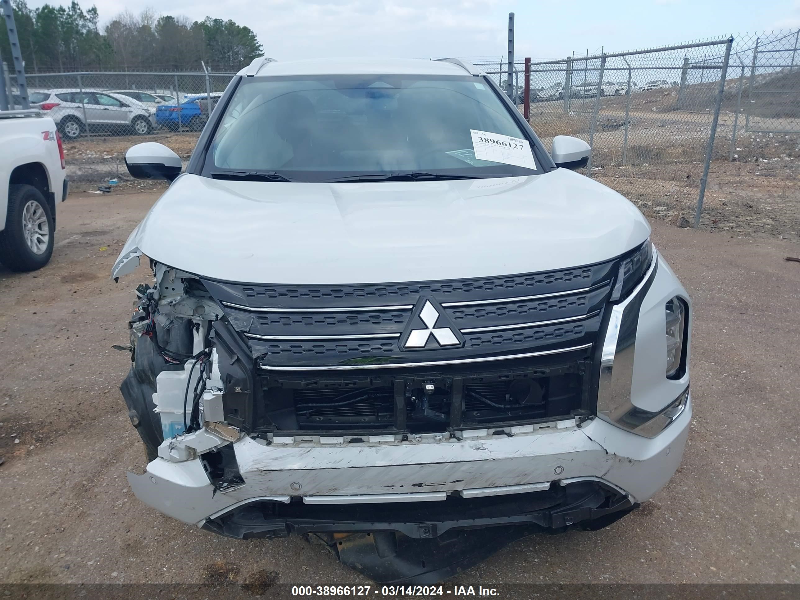 2023 Mitsubishi Outlander Sel 2.5 2wd White vin: JA4J3VA81PZ033148