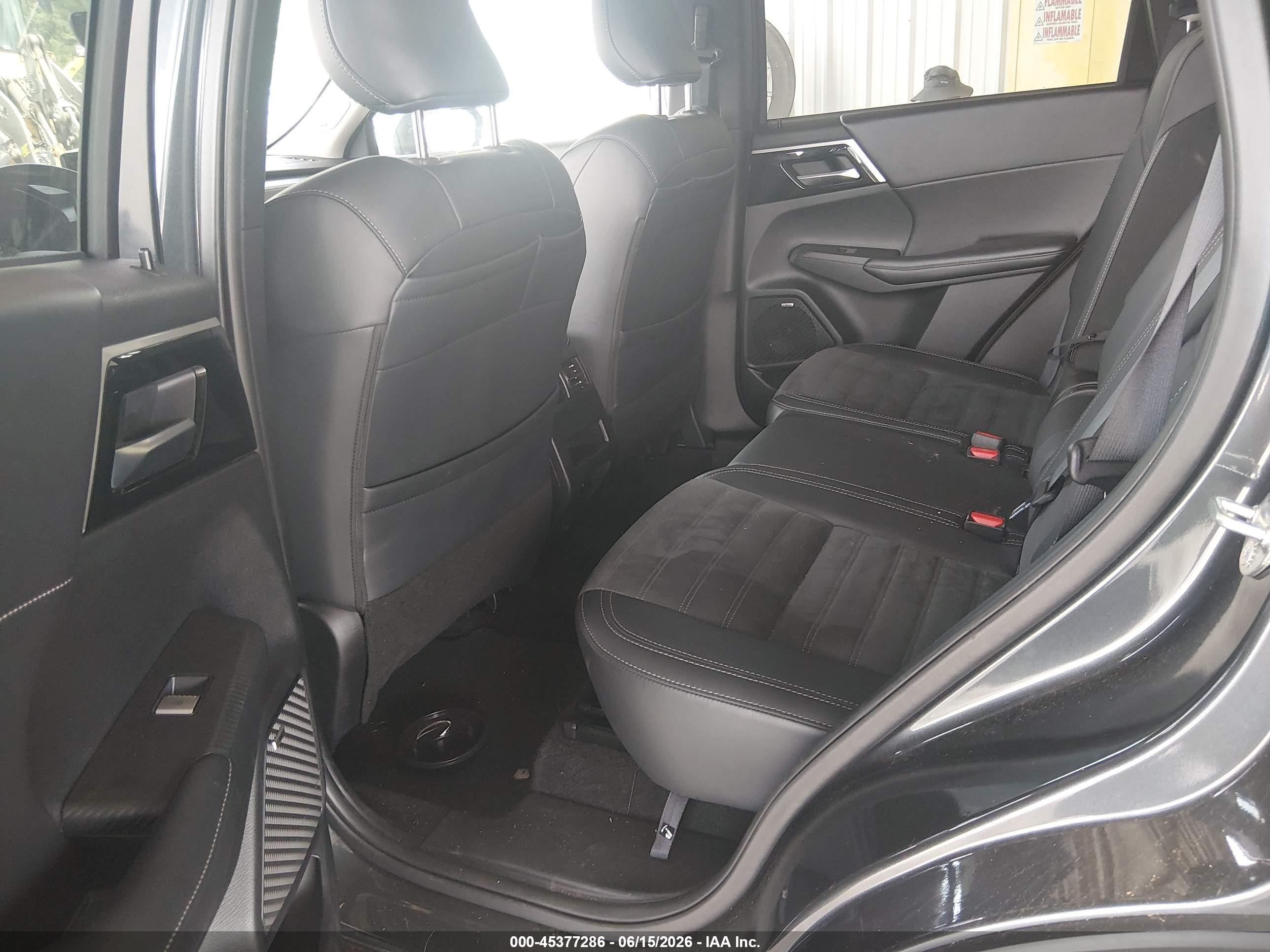 2025 Mitsubishi Outlander Se 2.5 2wd Gray vin: JA4J3VA81SZ026984