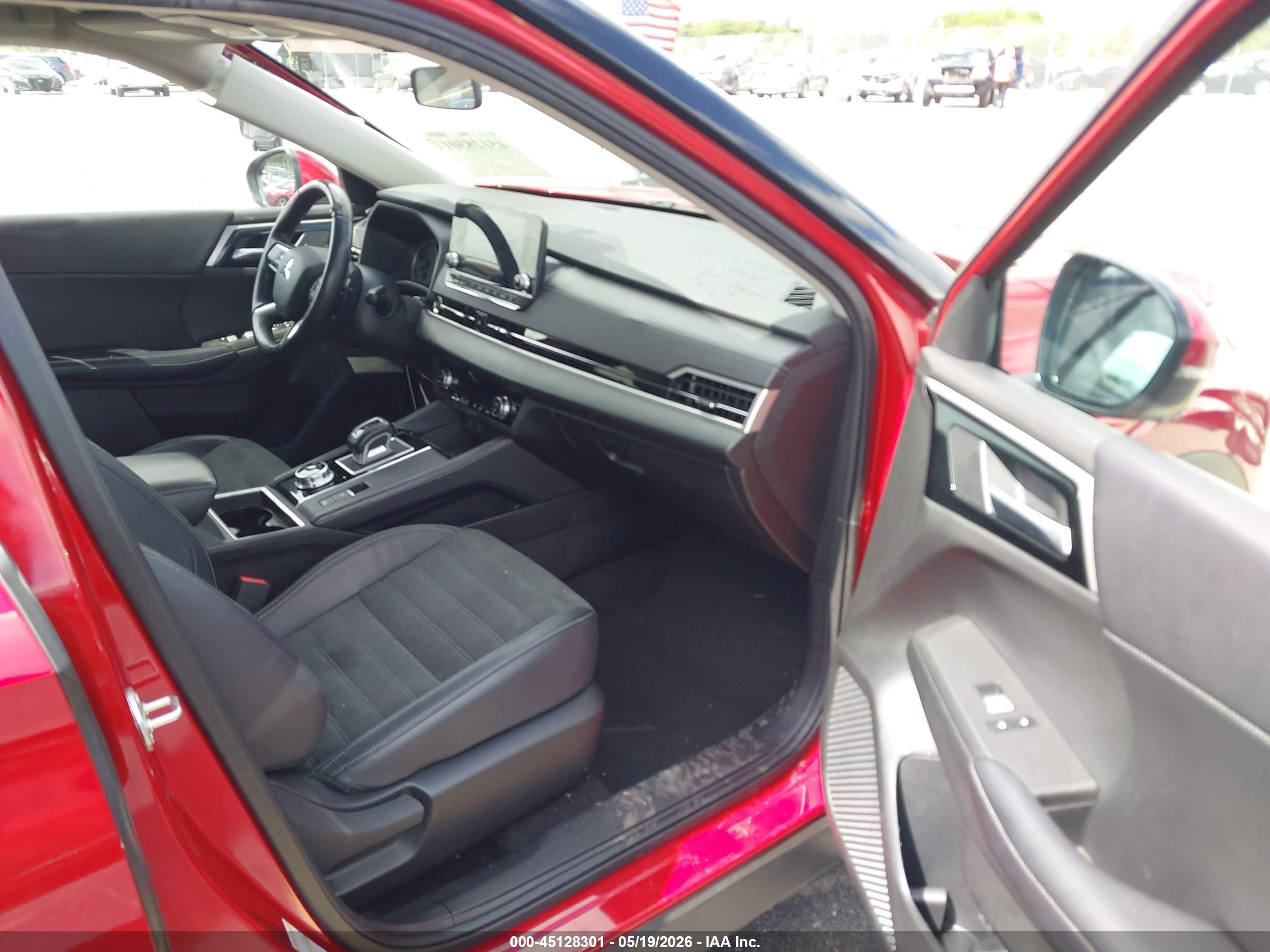 2024 Mitsubishi Outlander Se 2.5 2wd Red vin: JA4J3VA82RZ027796