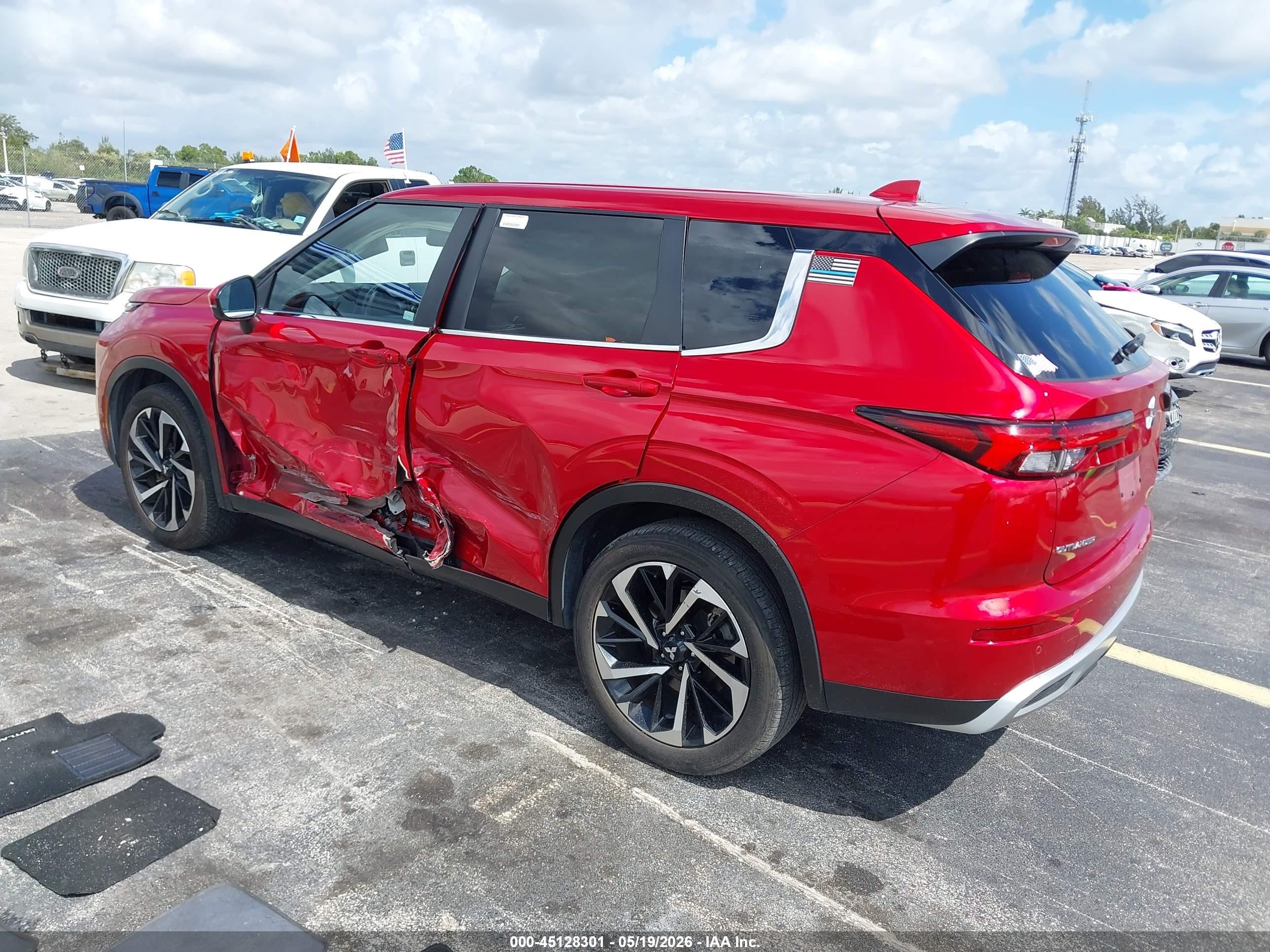 2024 Mitsubishi Outlander Se 2.5 2wd Red vin: JA4J3VA82RZ027796