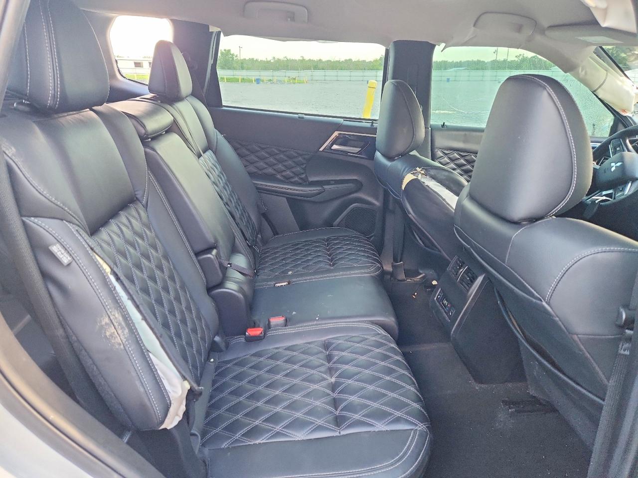 2023 Mitsubishi Outlander Sel White vin: JA4J3VA83PZ026606