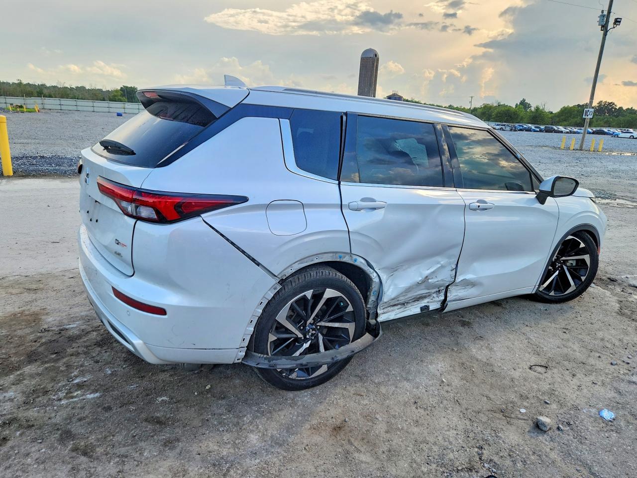 2023 Mitsubishi Outlander Sel White vin: JA4J3VA83PZ026606