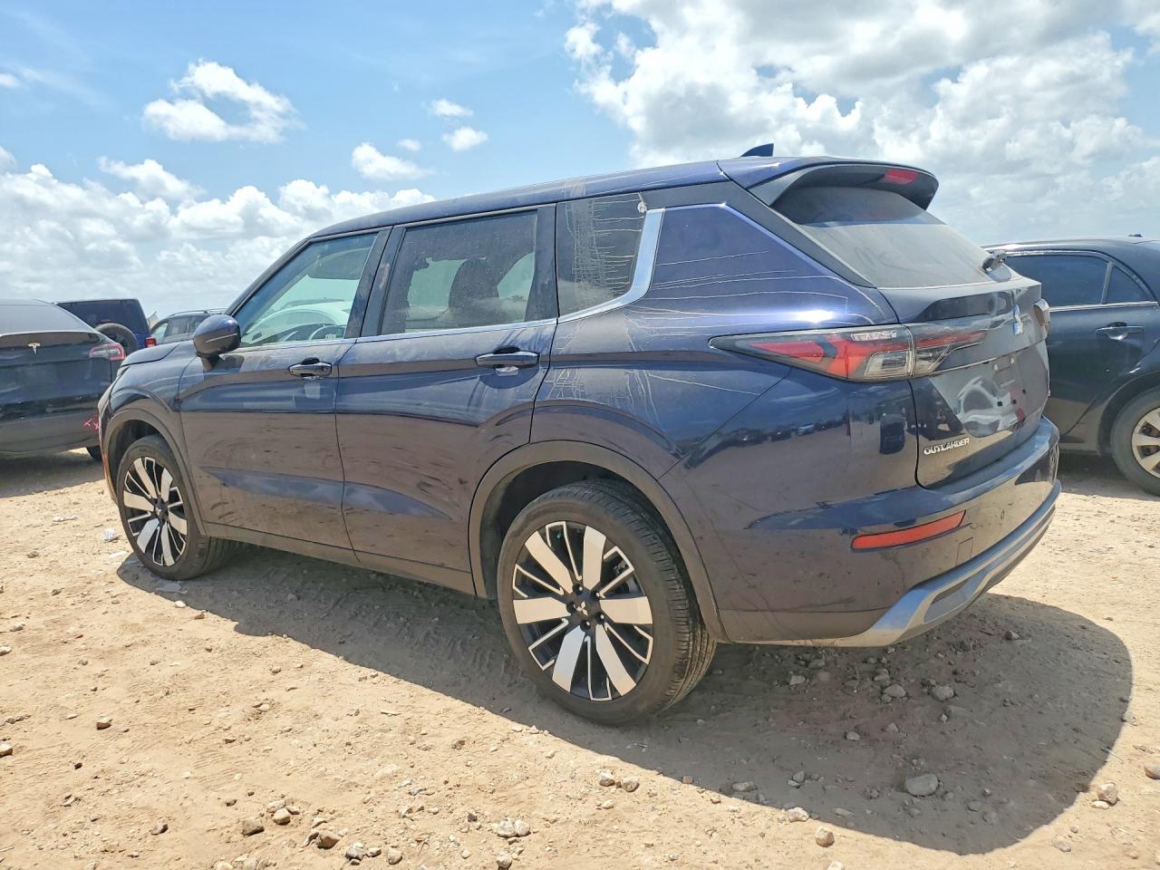 2025 Mitsubishi Outlander Se Blue vin: JA4J3VA85SZ053654