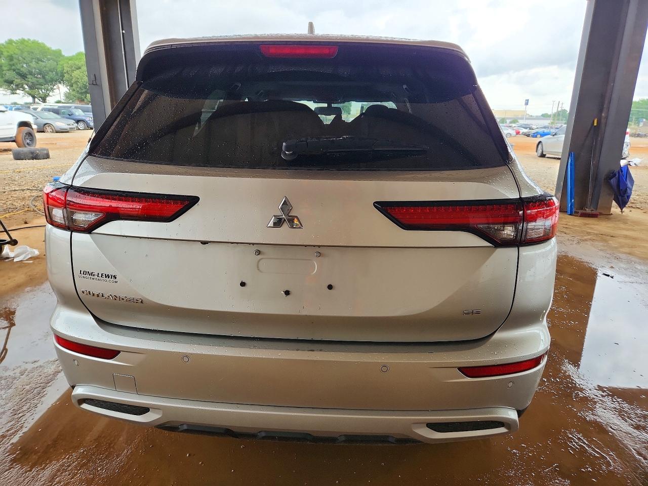 2024 Mitsubishi Outlander Se Silver vin: JA4J3VA8XRZ006128