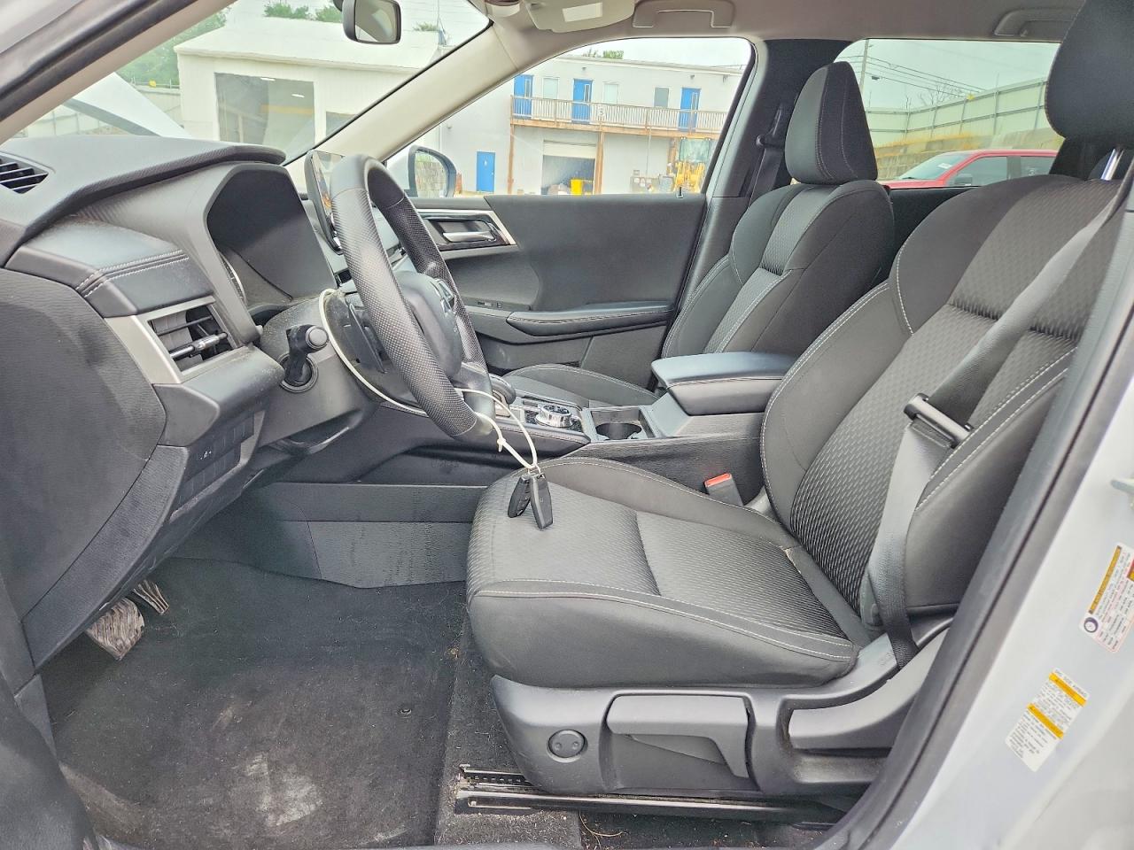 2022 Mitsubishi Outlander Es Белый vin: JA4J4TA81NZ018910